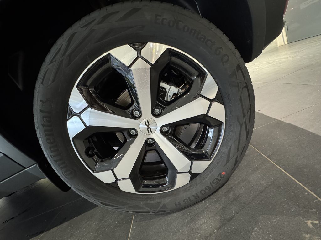 Bild 24 - Duster Neuer  Journey HYBRID 140 ABS Fahrerairba