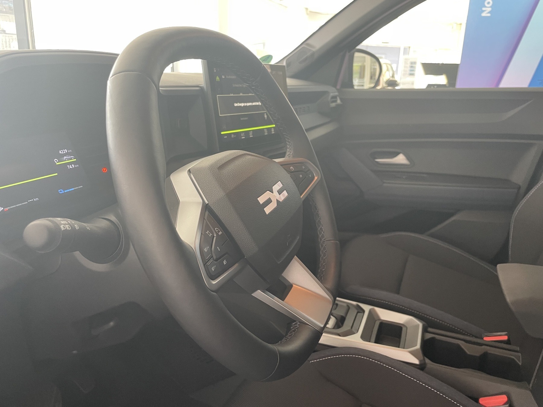 Bild 33 - Duster Neuer  Journey HYBRID 140 ABS Fahrerairba