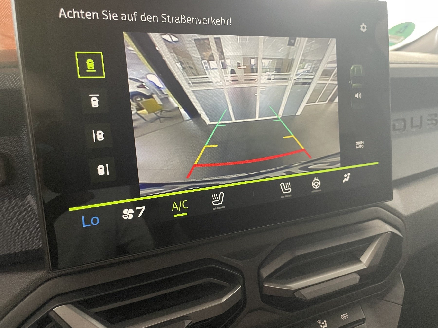 Bild 43 - Duster Neuer  Journey HYBRID 140 ABS Fahrerairba