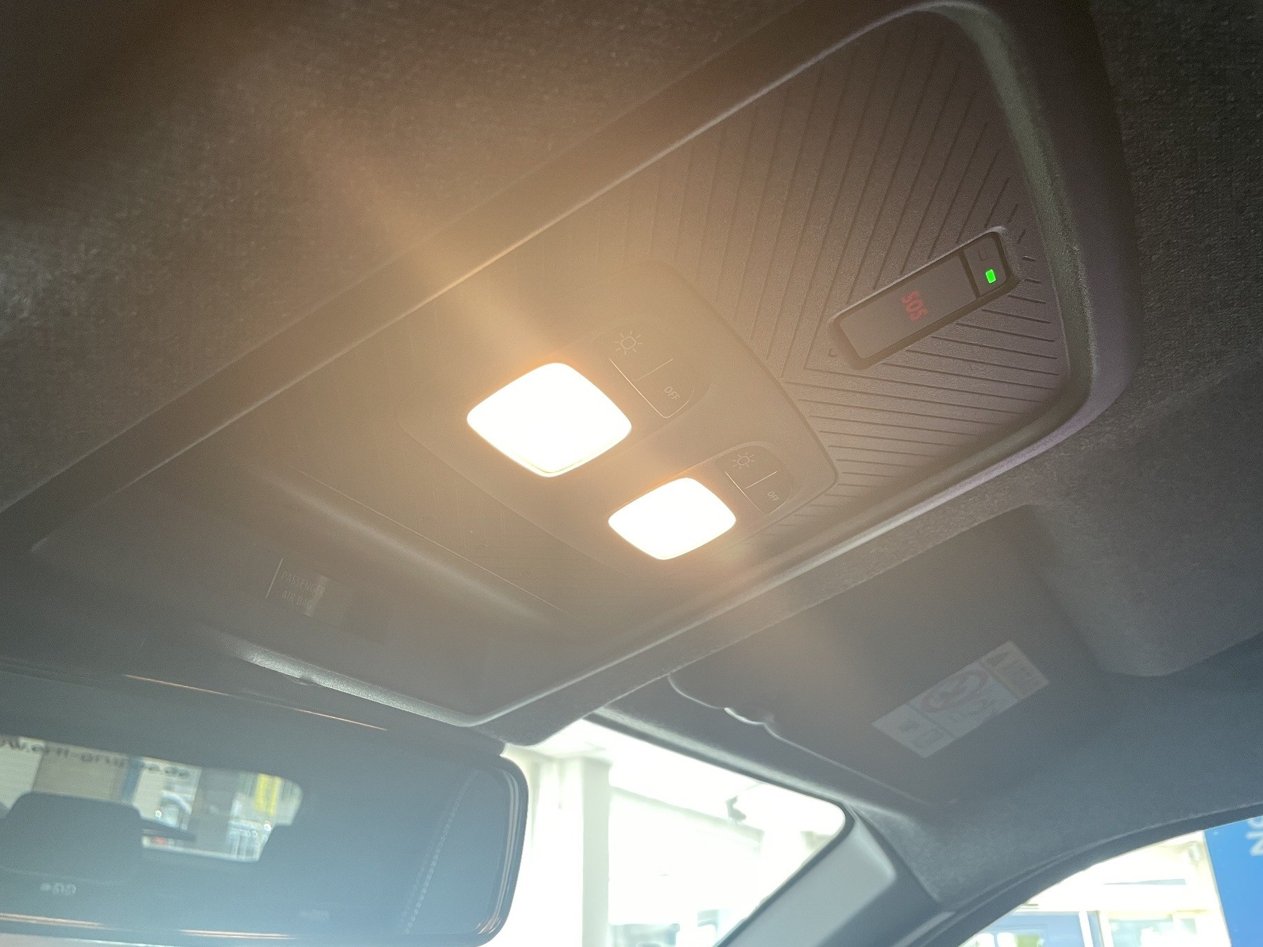 Bild 45 - Duster Neuer  Journey HYBRID 140 ABS Fahrerairba
