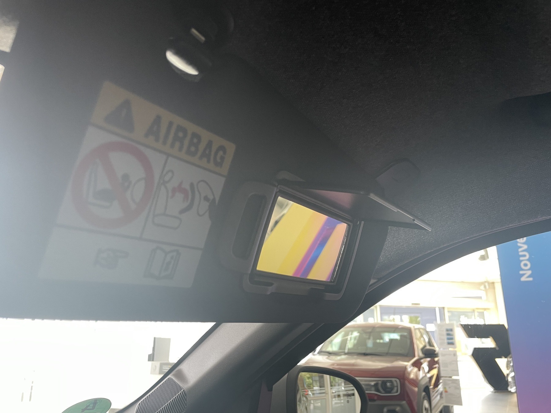 Bild 46 - Duster Neuer  Journey HYBRID 140 ABS Fahrerairba