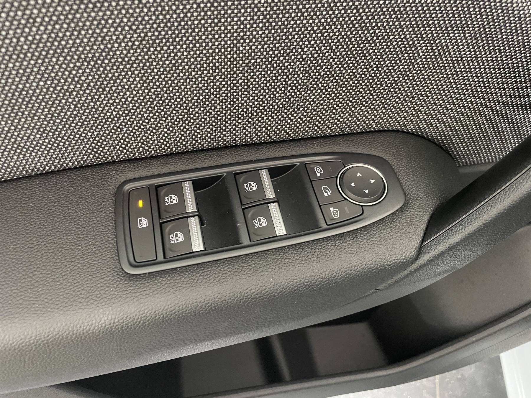 Bild 32 - Captur II 1.0 TCe 90 Techno