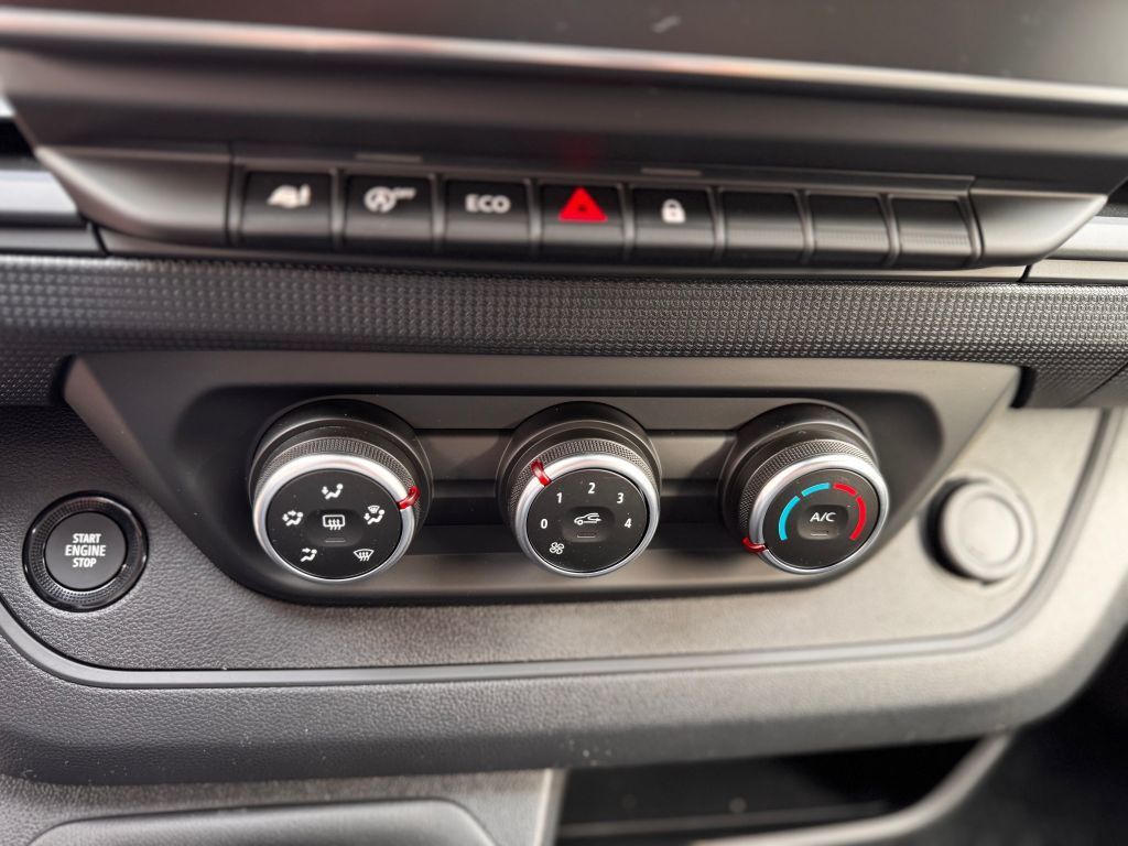 Bild 18 - Trafic 2.0 BLUE dCi 130 L1H1 2,8t Komfort