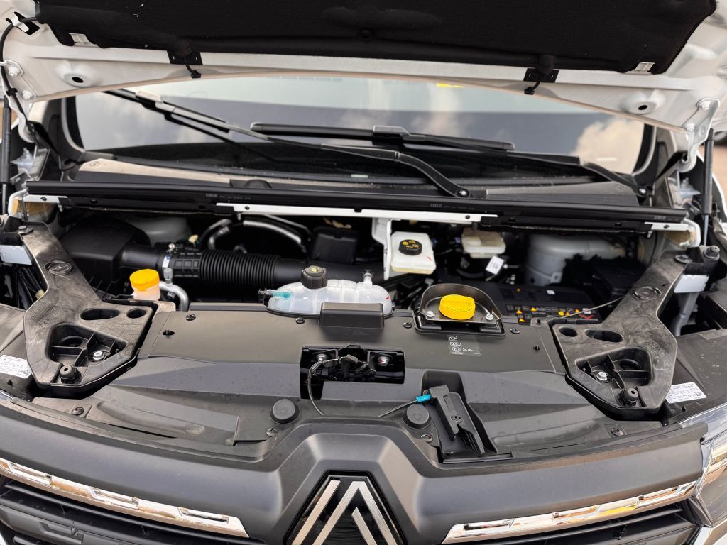 Bild 28 - Trafic 2.0 BLUE dCi 130 L1H1 2,8t Komfort