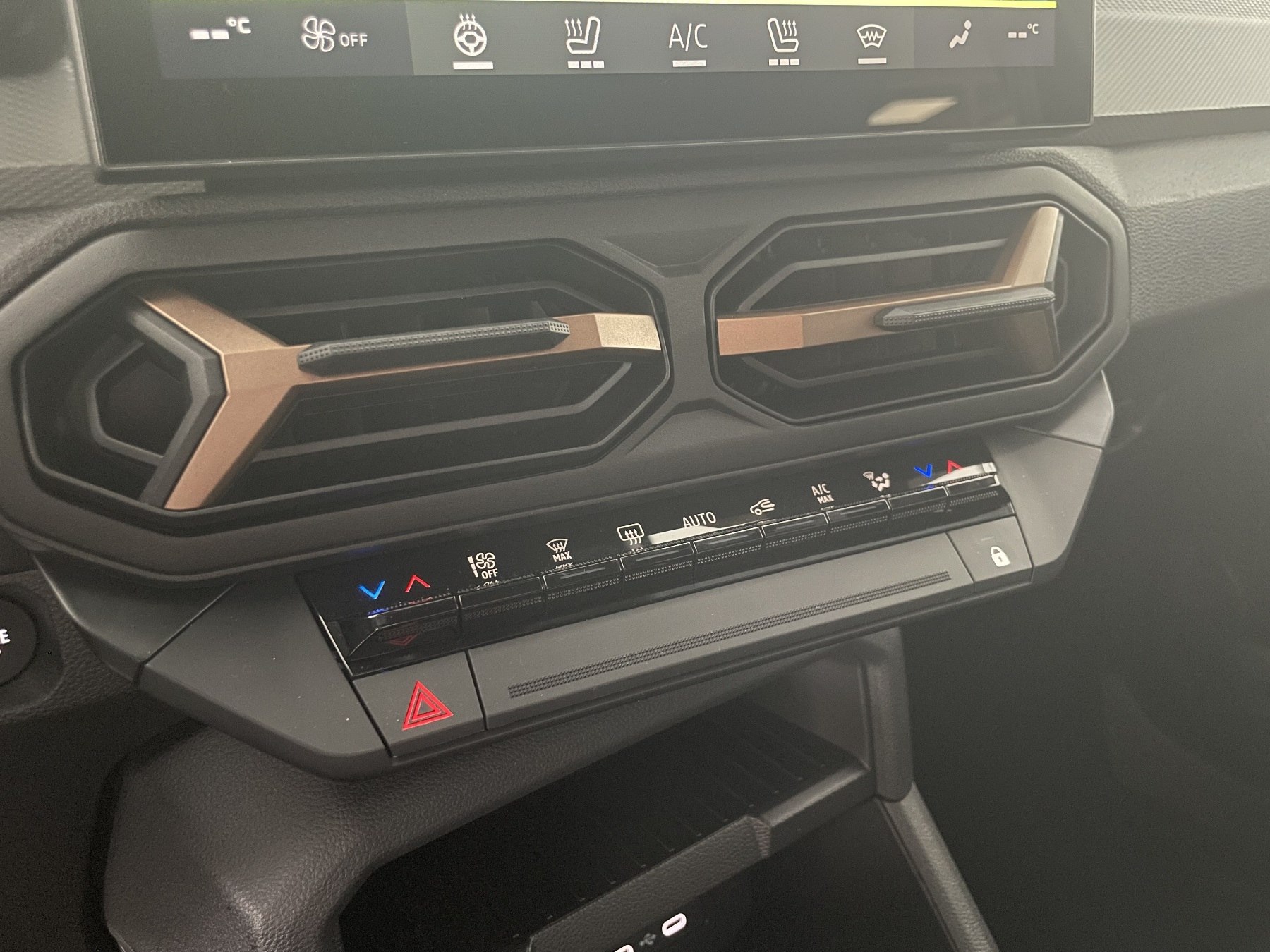 Bild 45 - Bigster 1.2 TCe 140 Mild-Hybrid Extreme