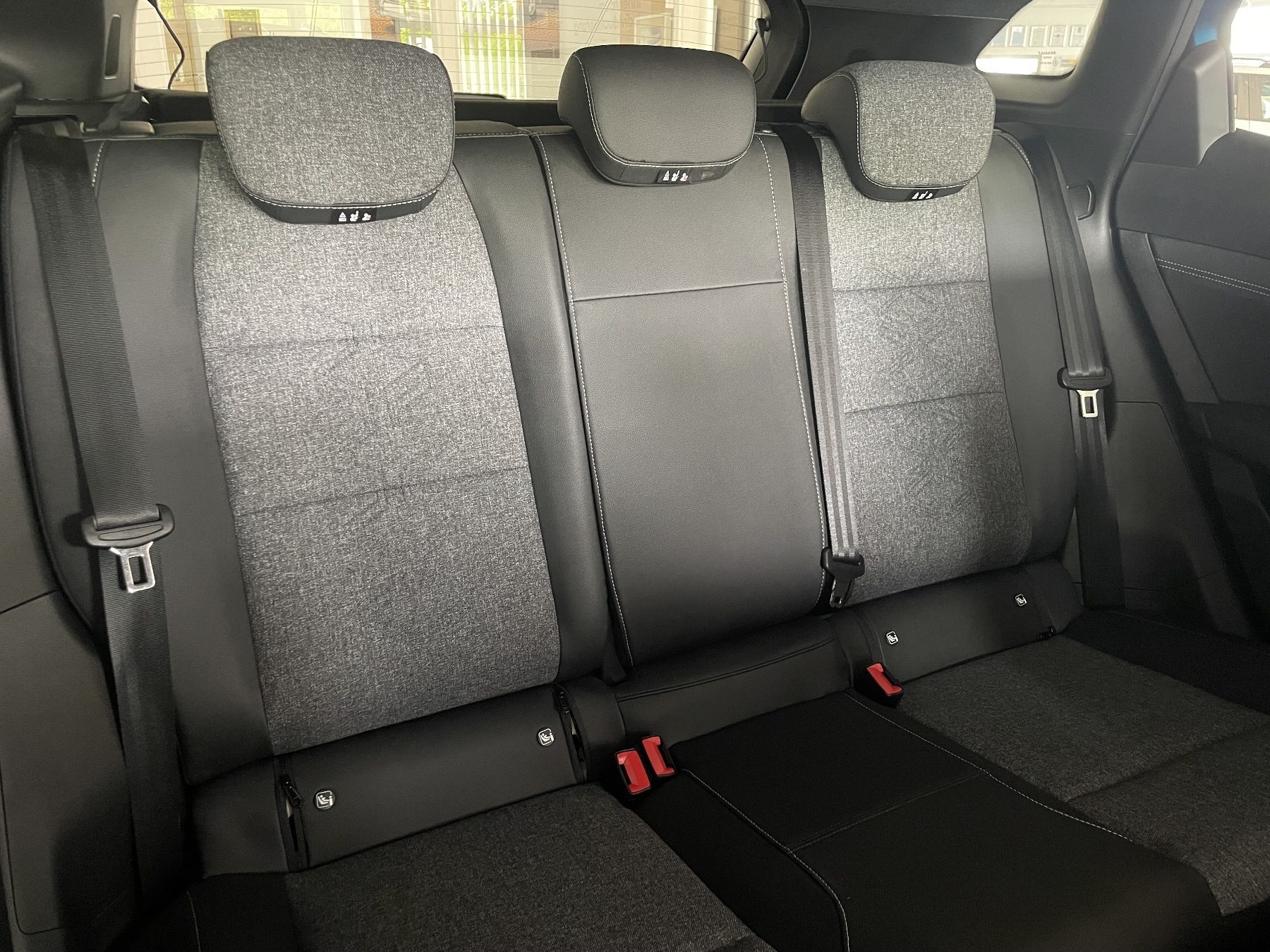 Bild 17 - Austral 1.3 TCe 160 Mild-Hybrid Techno