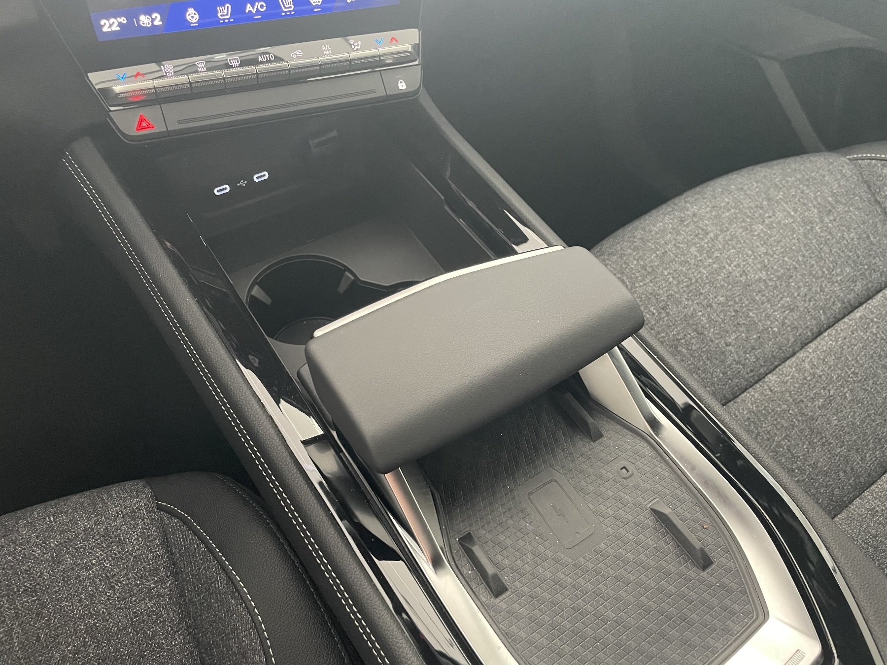Bild 49 - Austral 1.3 TCe 160 Mild-Hybrid Techno