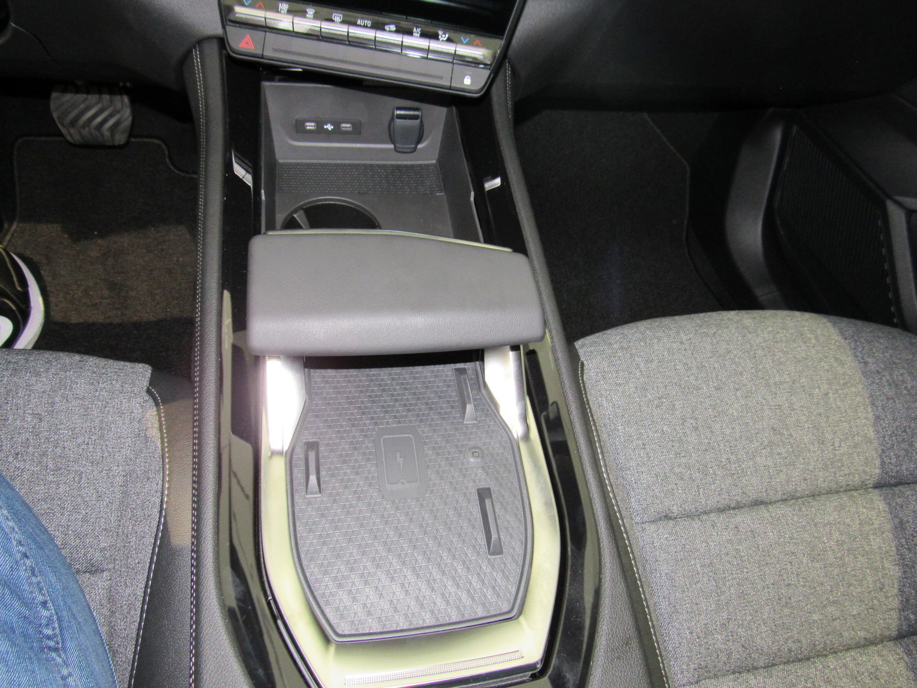 Bild 12 - Austral Techno Mild Hybrid 160 Automatik