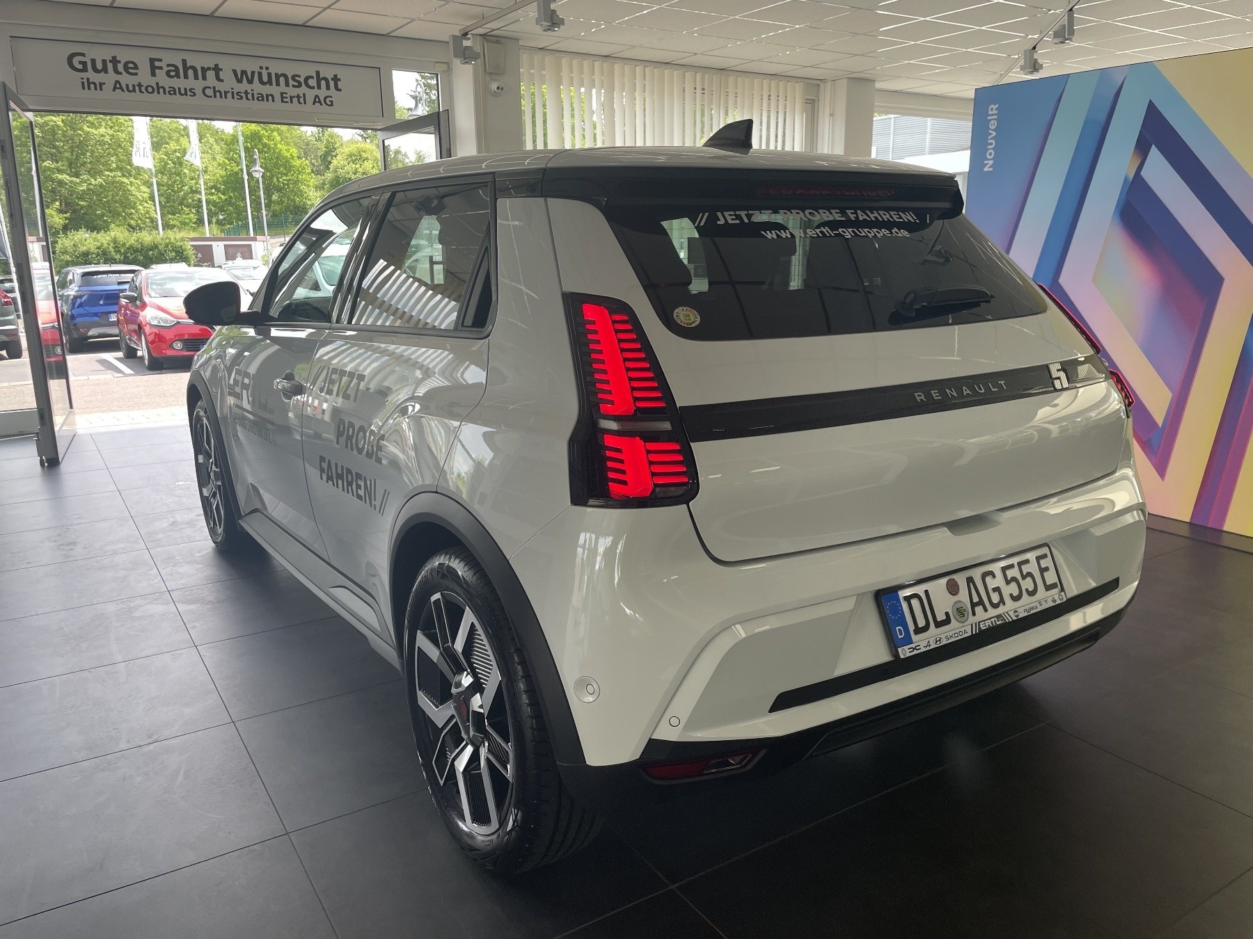 Bild 24 - R 5 E-Tech 100% electric 120 Techno 120 Urban Ra