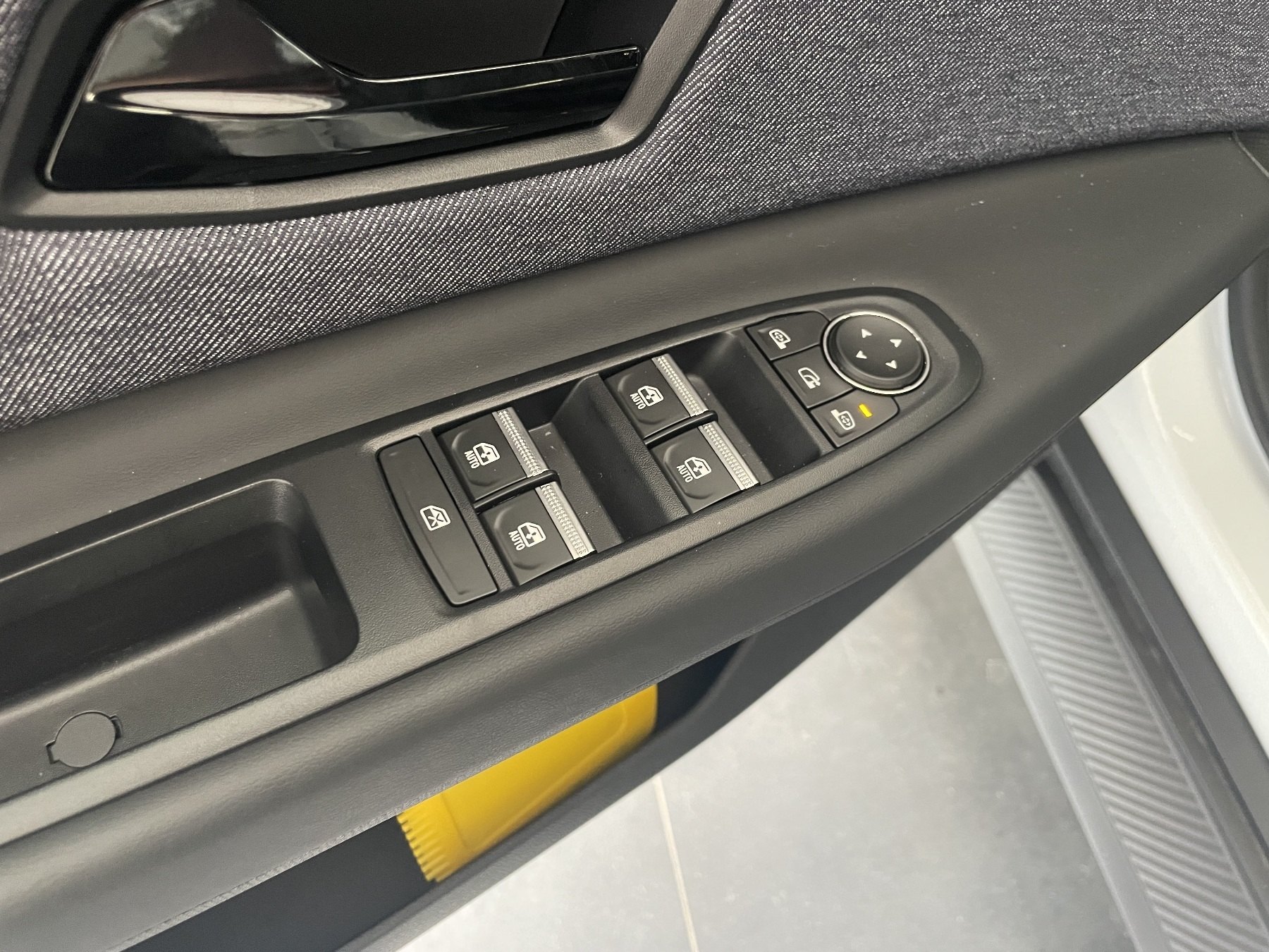 Bild 30 - R 5 E-Tech 100% electric 120 Techno 120 Urban Ra