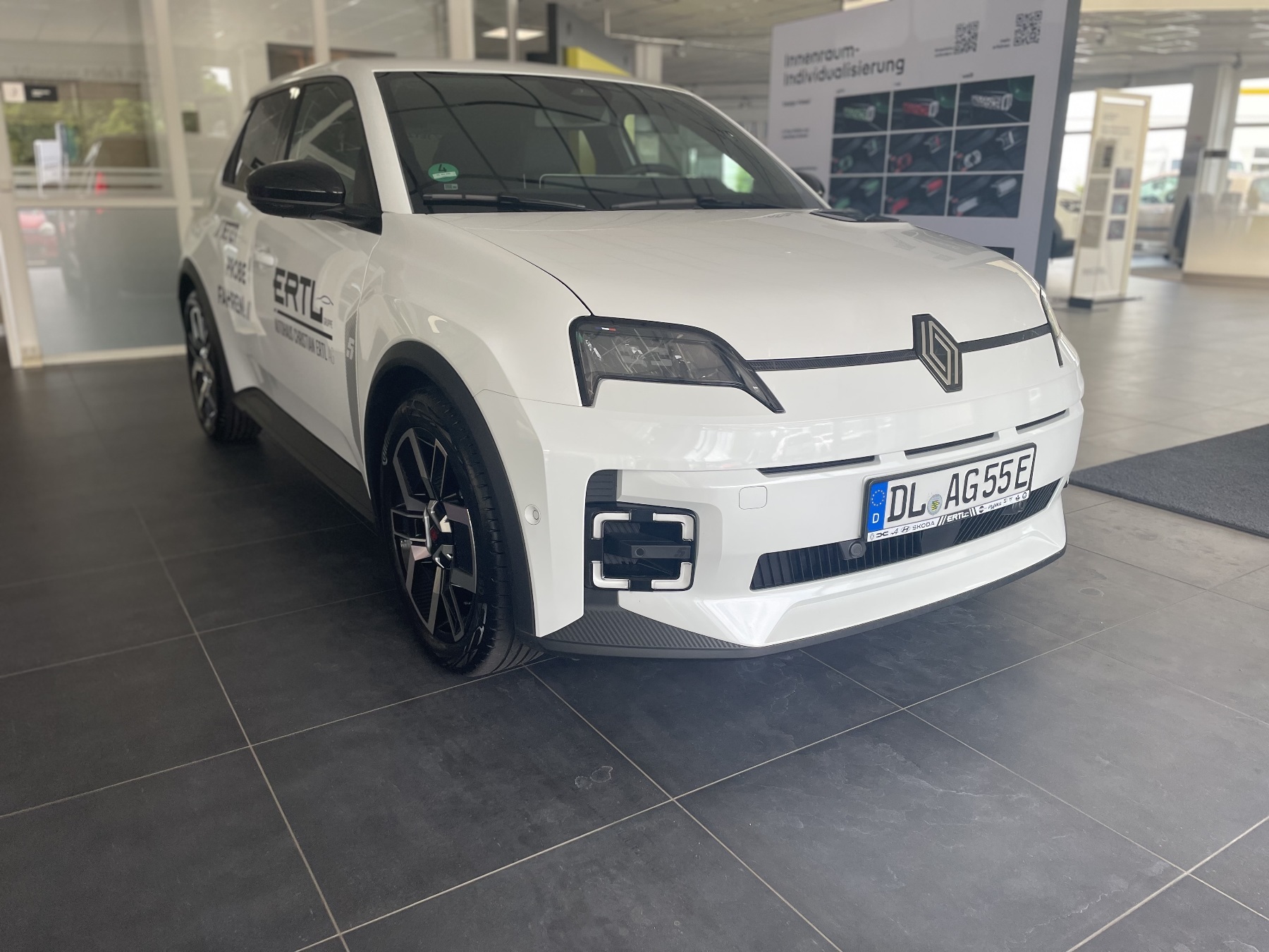 Bild 5 - R 5 E-Tech 100% electric 120 Techno 120 Urban Ra