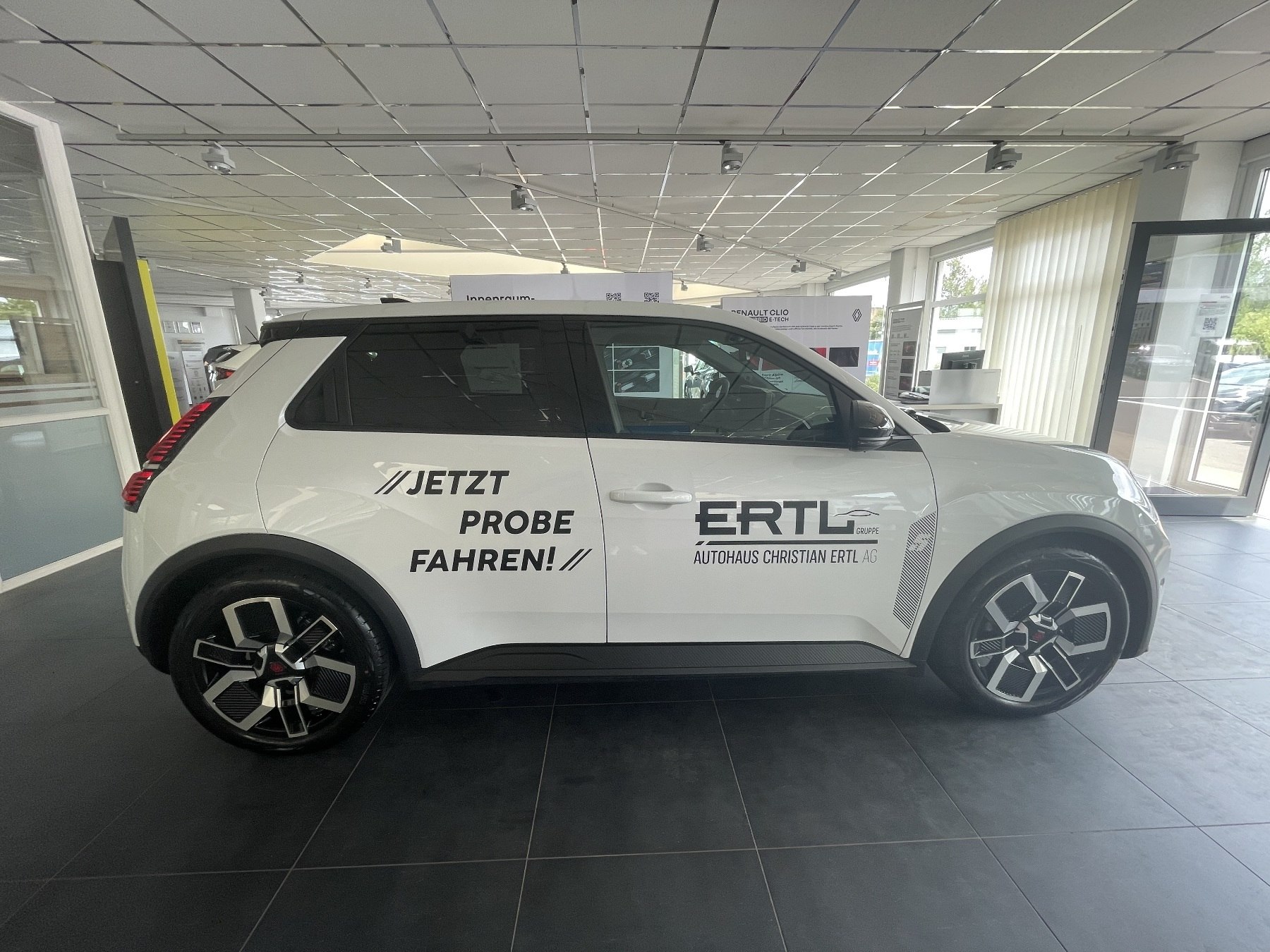 Bild 7 - R 5 E-Tech 100% electric 120 Techno 120 Urban Ra