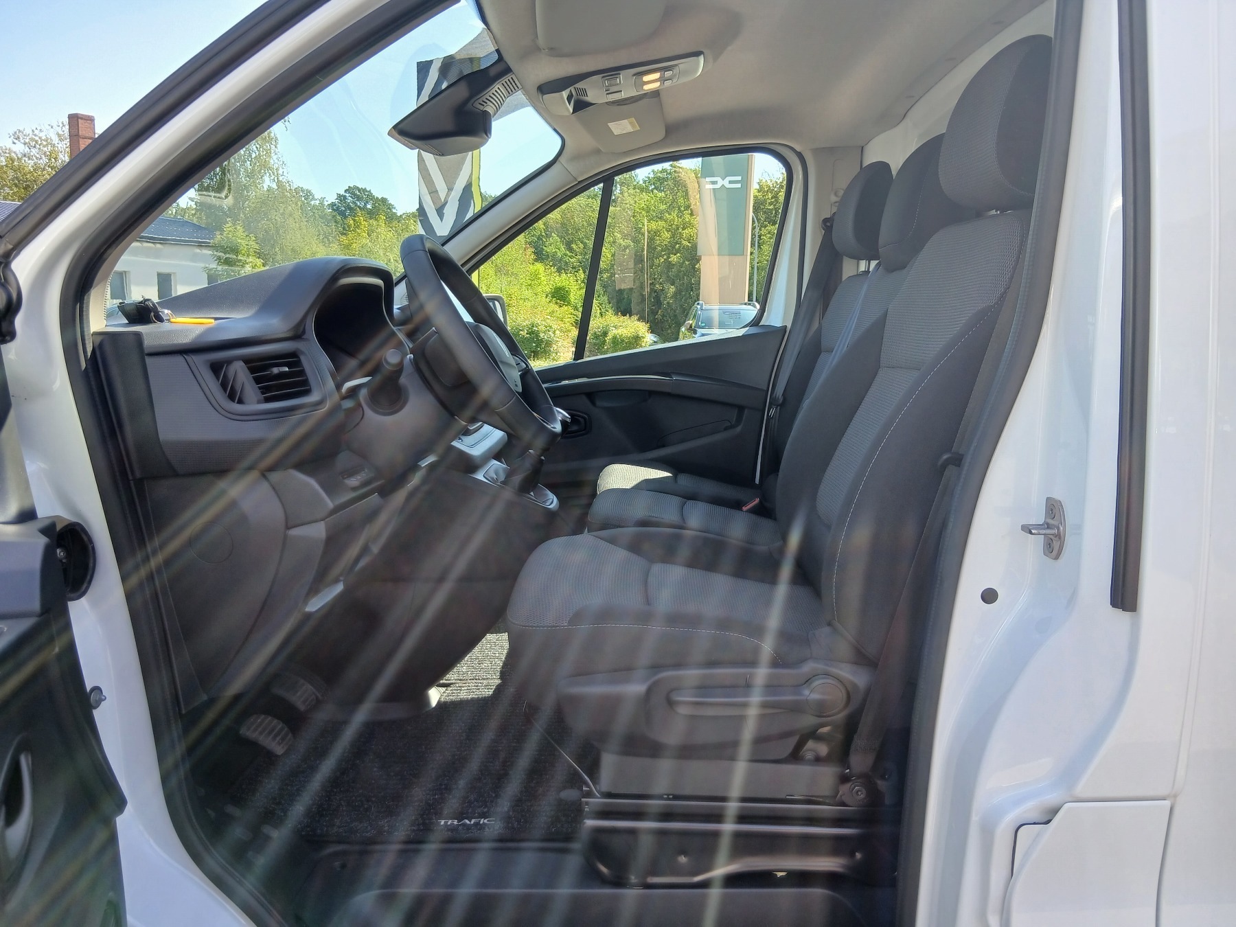 Bild 26 - Trafic 2.0 BLUE dCi 130 L1H1 2,8t Komfort