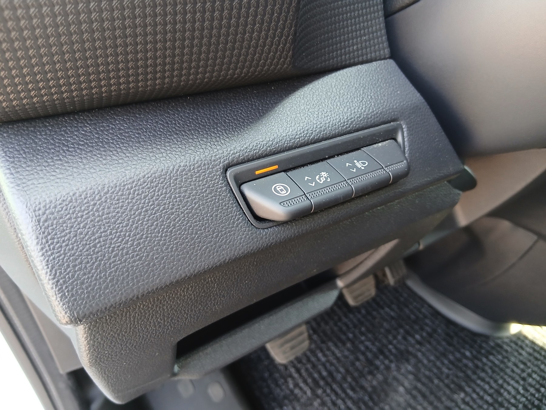 Bild 28 - Trafic 2.0 BLUE dCi 130 L1H1 2,8t Komfort