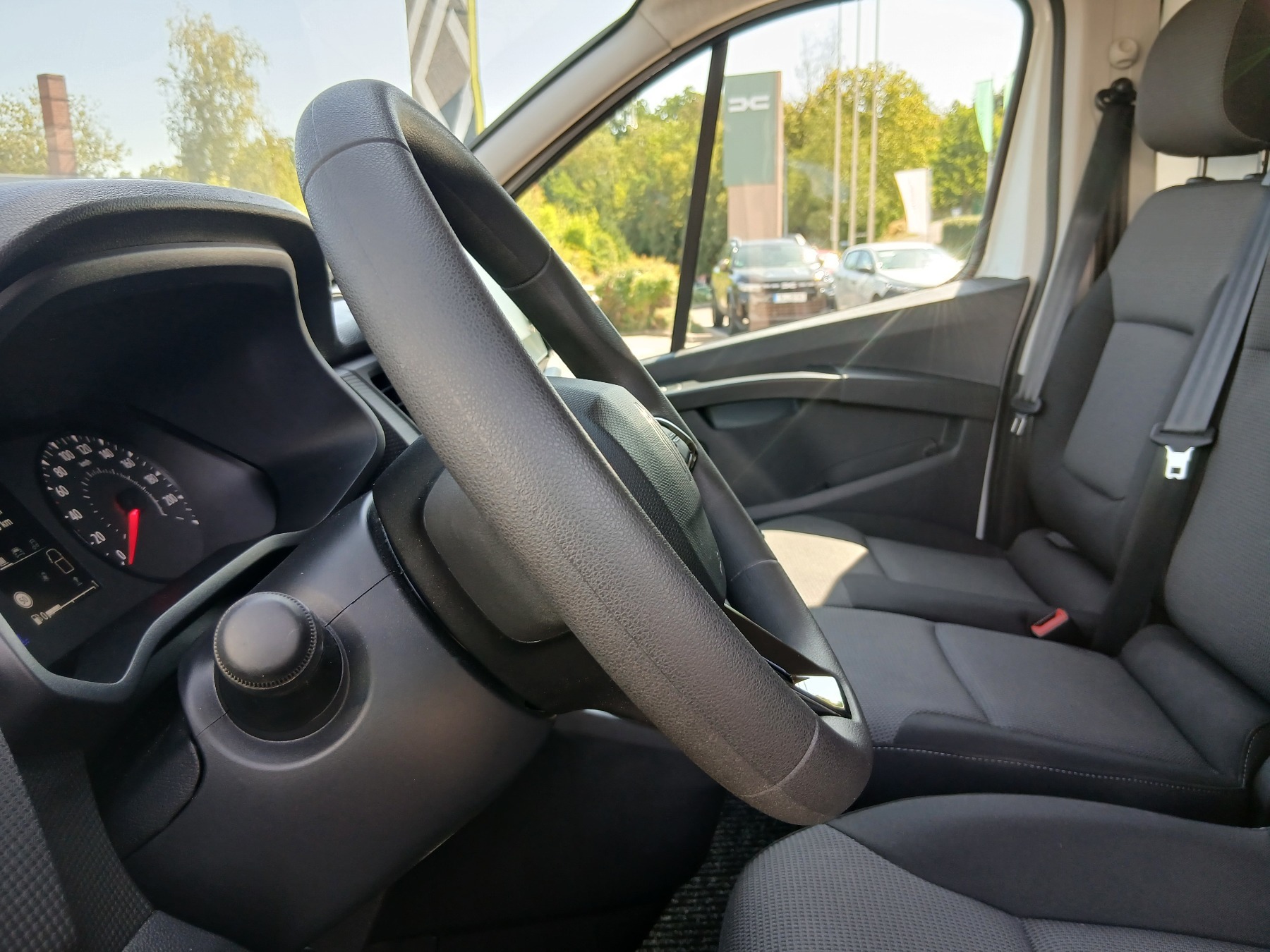 Bild 30 - Trafic 2.0 BLUE dCi 130 L1H1 2,8t Komfort