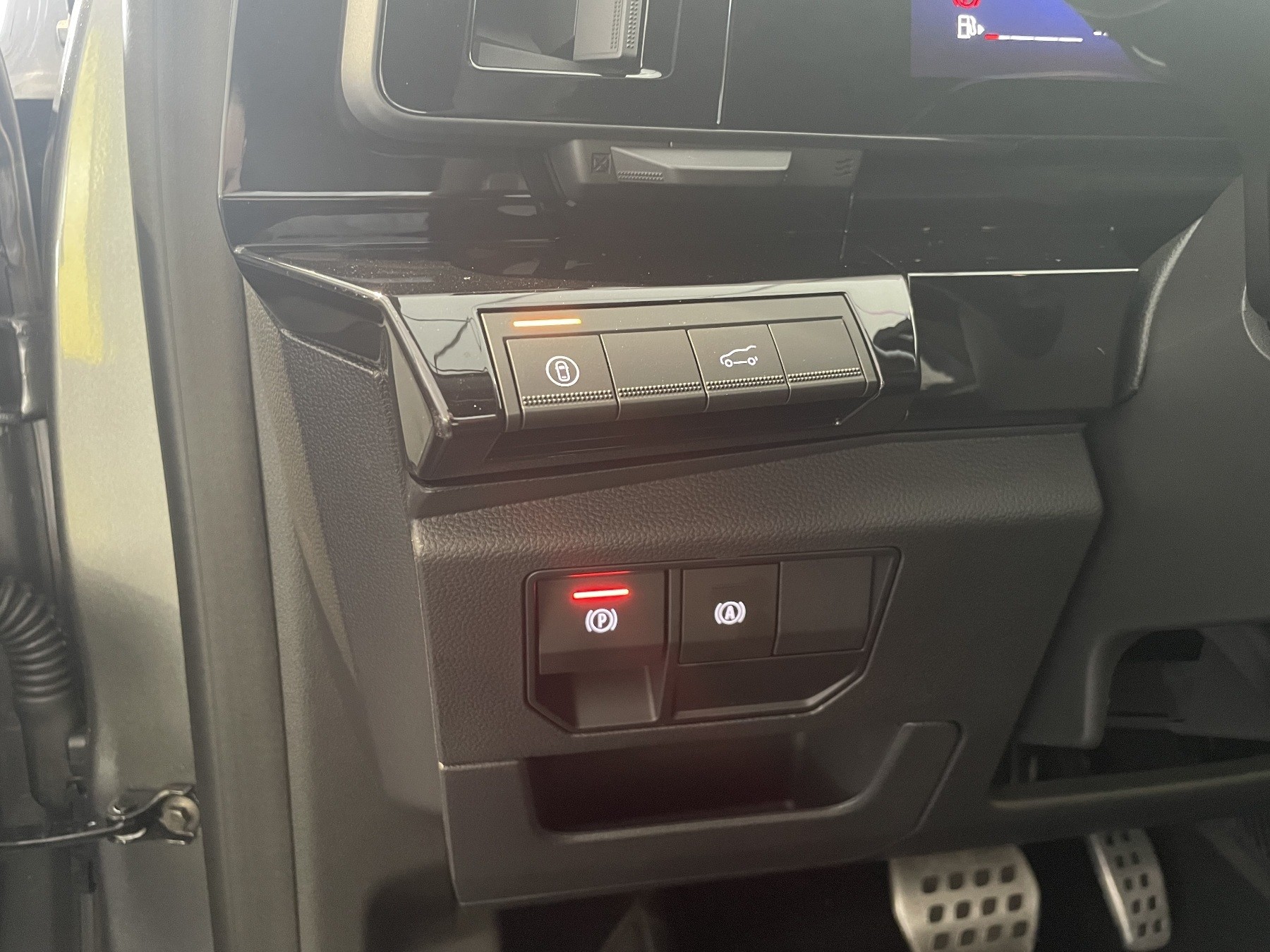 Bild 34 - Austral 1.2 E-TECH Hybrid 200 Esprit Alpine