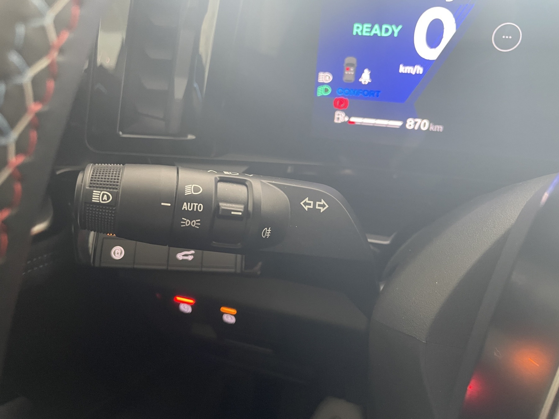 Bild 37 - Austral 1.2 E-TECH Hybrid 200 Esprit Alpine