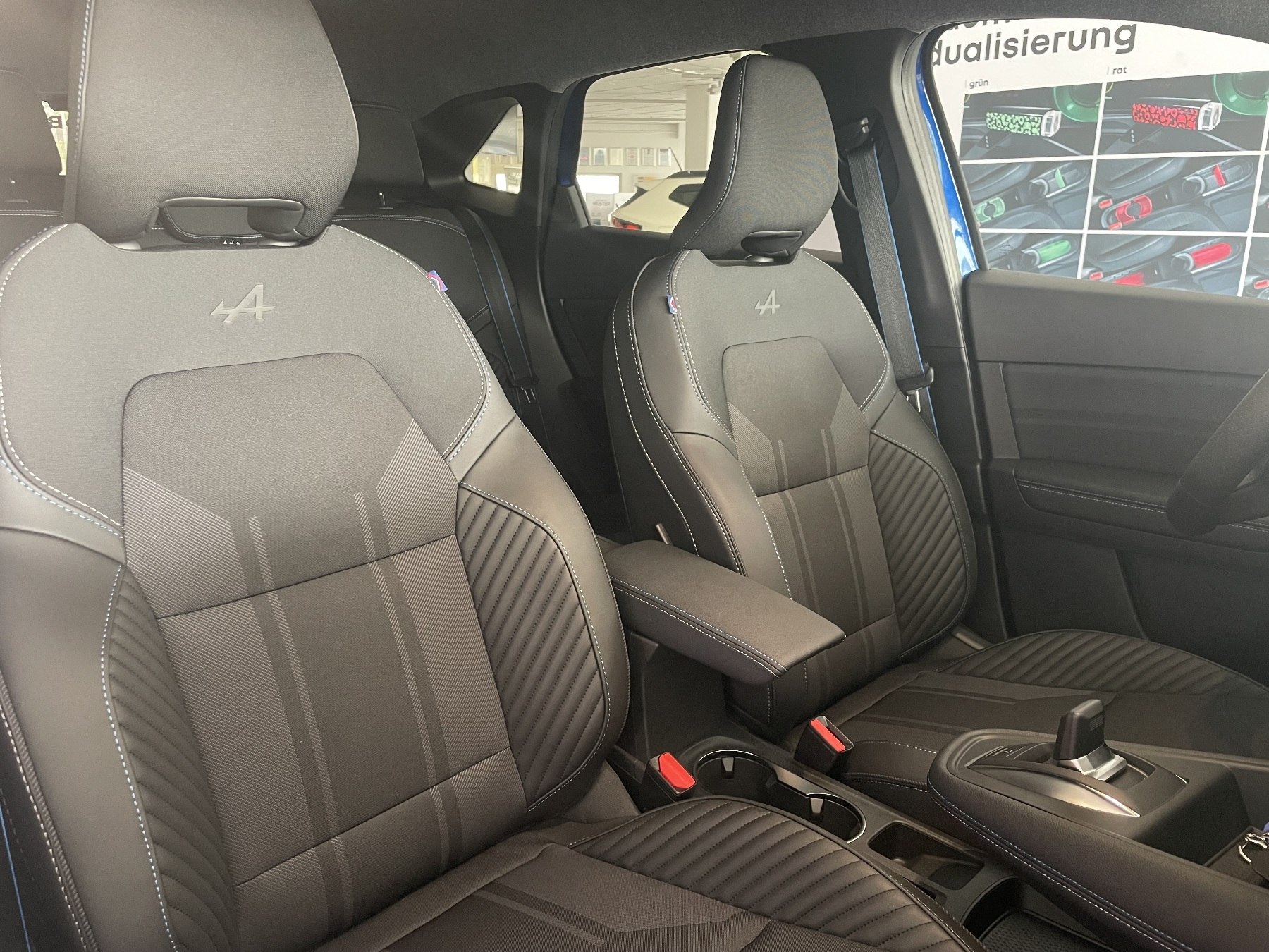 Bild 12 - Symbioz 1.3 Mild-Hybrid 140 Esprit Alpine