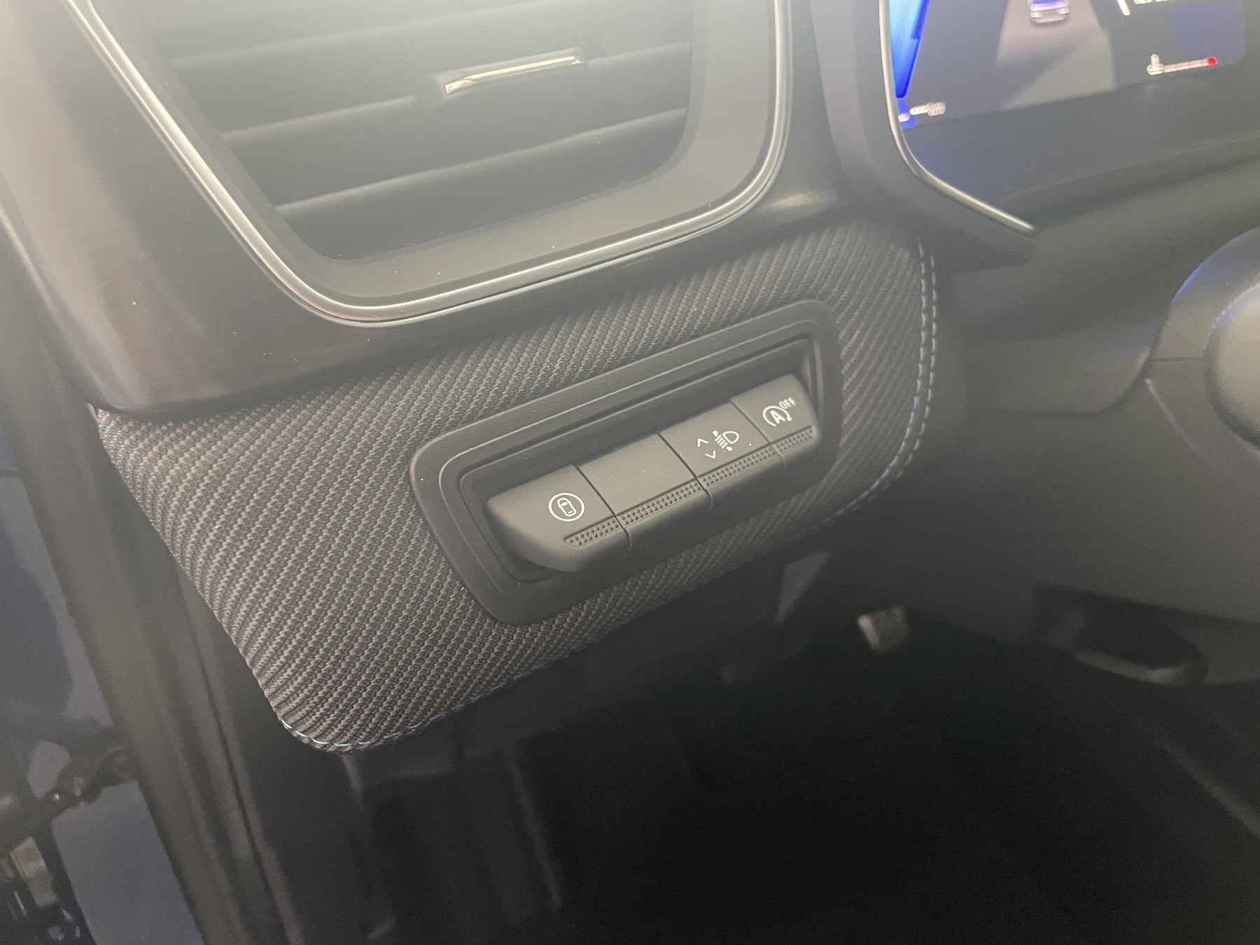 Bild 34 - Symbioz 1.3 Mild-Hybrid 140 Esprit Alpine