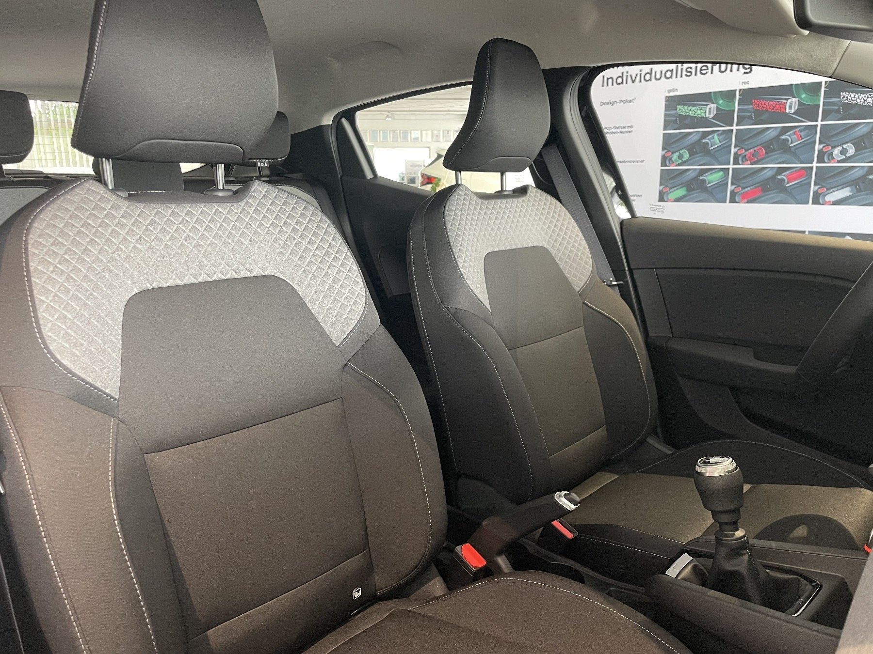 Bild 11 - Clio Evolution TCe 90 LED