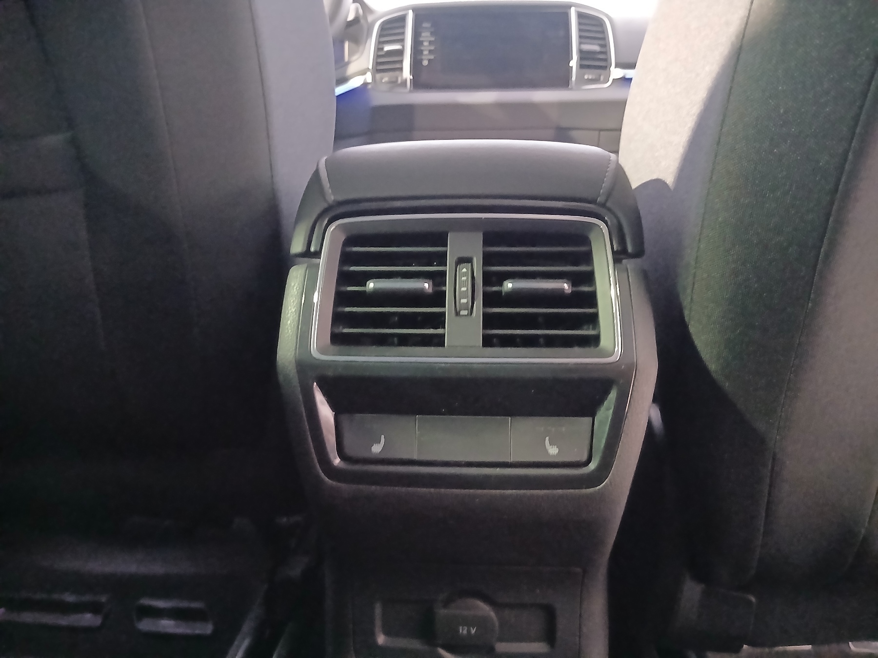 Bild 16 - Karoq 2.0 TDI Clever 4x4 ABS Fahrerairbag ESP ZV