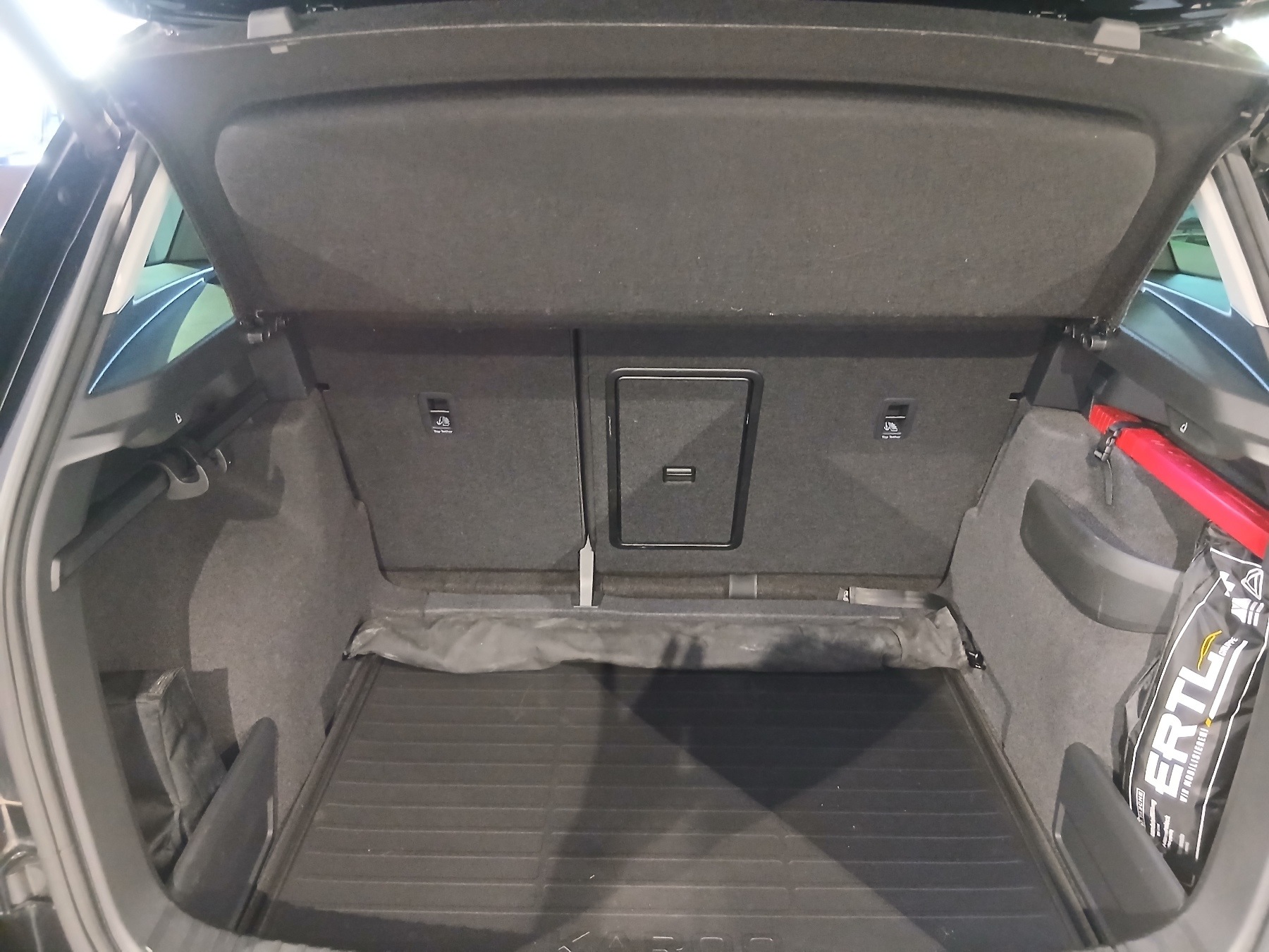 Bild 25 - Karoq 2.0 TDI Clever 4x4 ABS Fahrerairbag ESP ZV