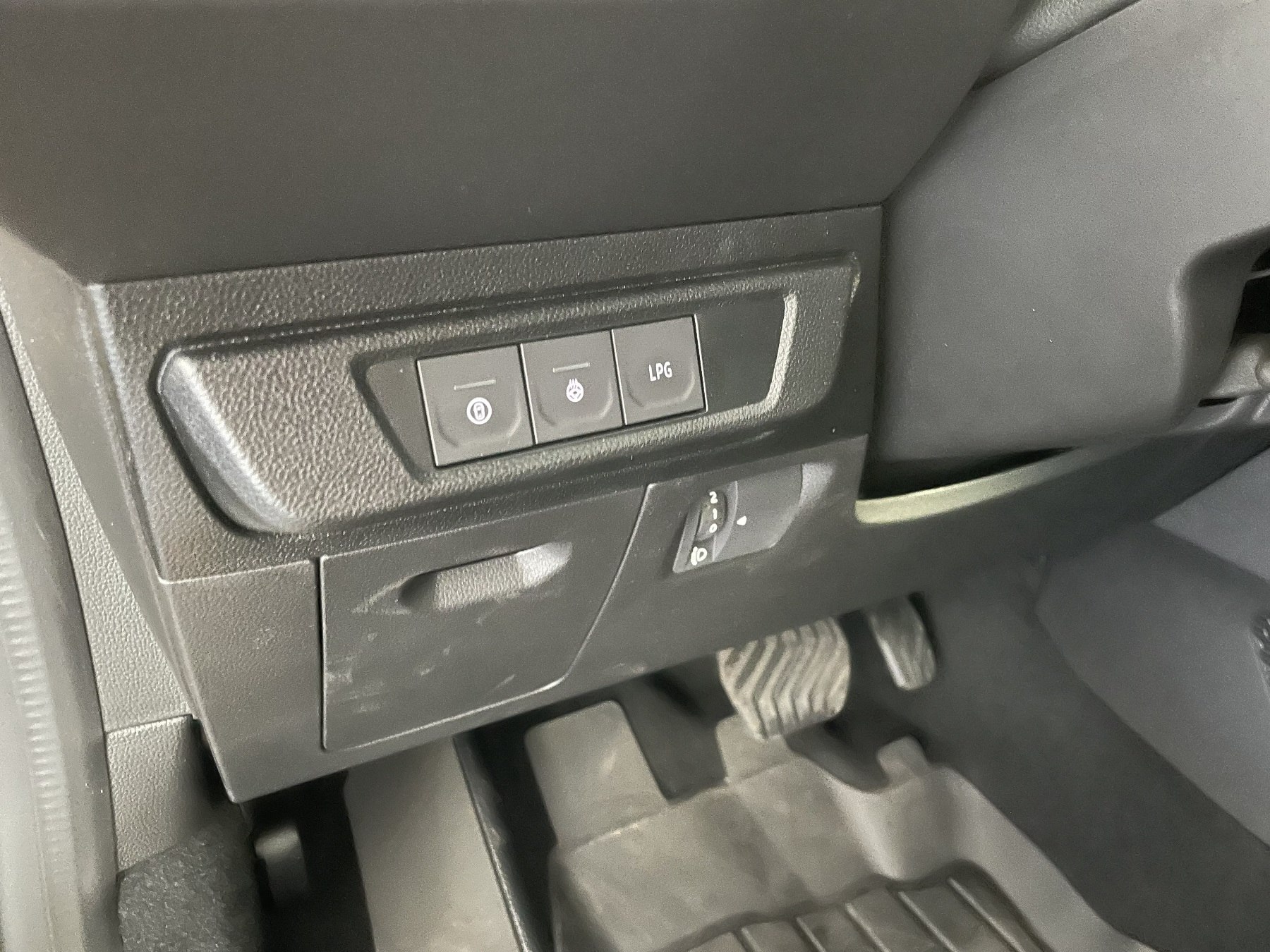 Bild 24 - Sandero Stepway Extreme III 1.2 ECO-G 120