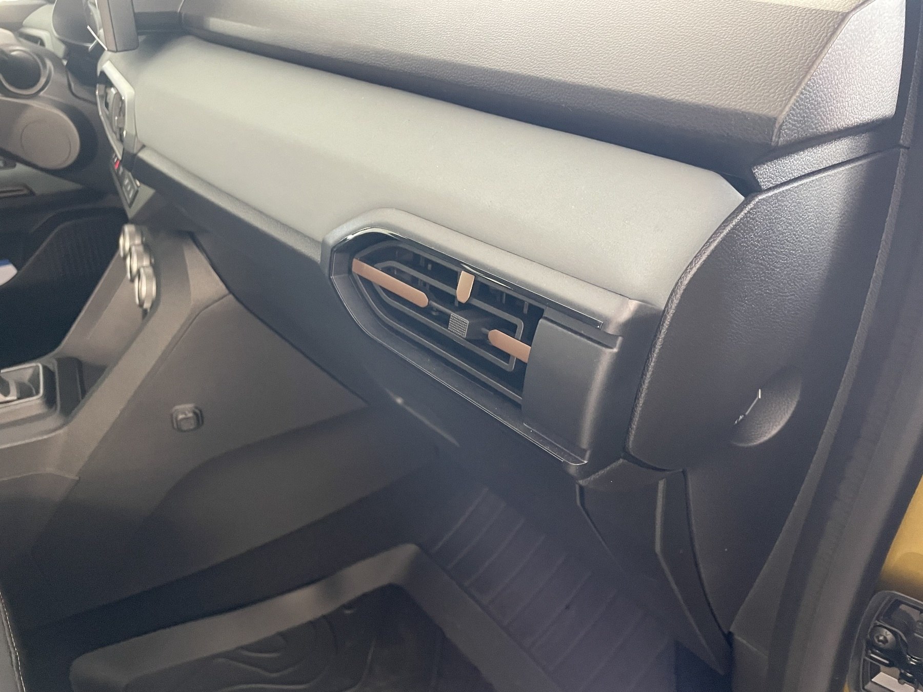 Bild 50 - Sandero Stepway Extreme III 1.2 ECO-G 120