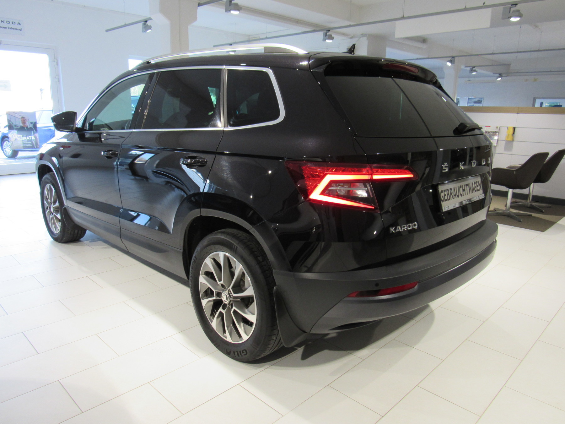 Bild 12 - Karoq 2.0 TDI Clever 4x4 ABS Fahrerairbag ESP LE