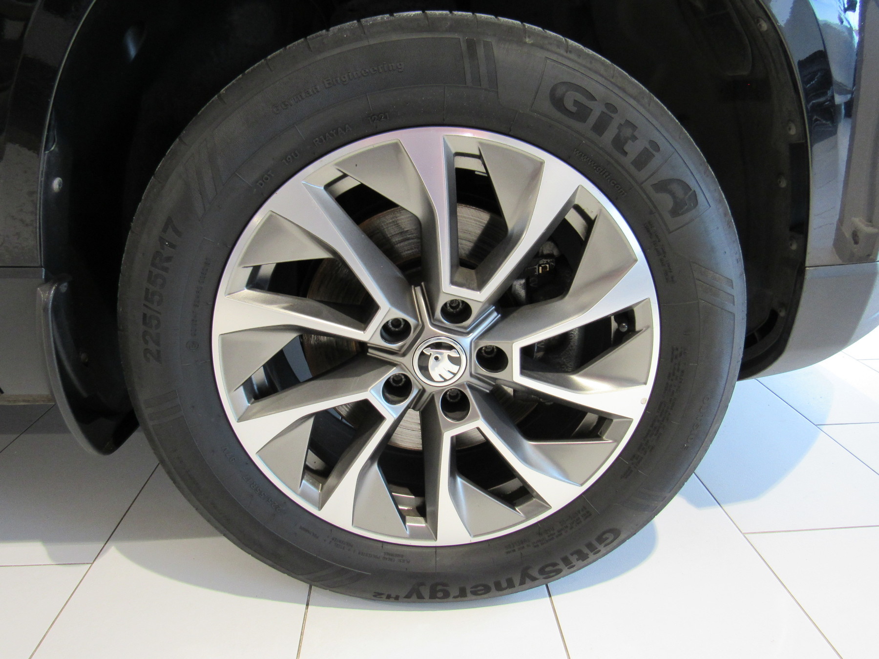 Bild 26 - Karoq 2.0 TDI Clever 4x4 ABS Fahrerairbag ESP LE
