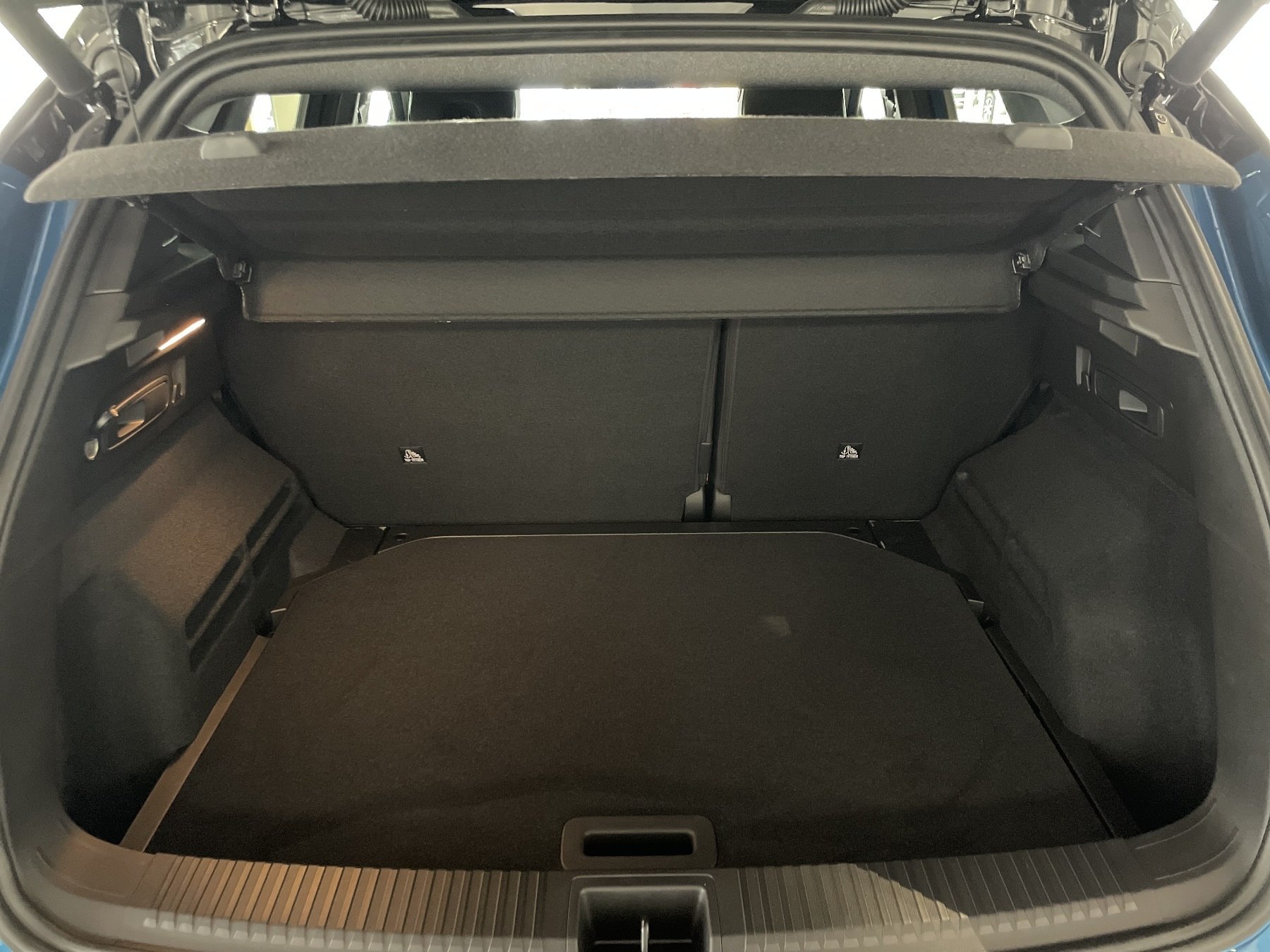 Bild 27 - Austral Full Hybrid E-Tech 200PS Techno