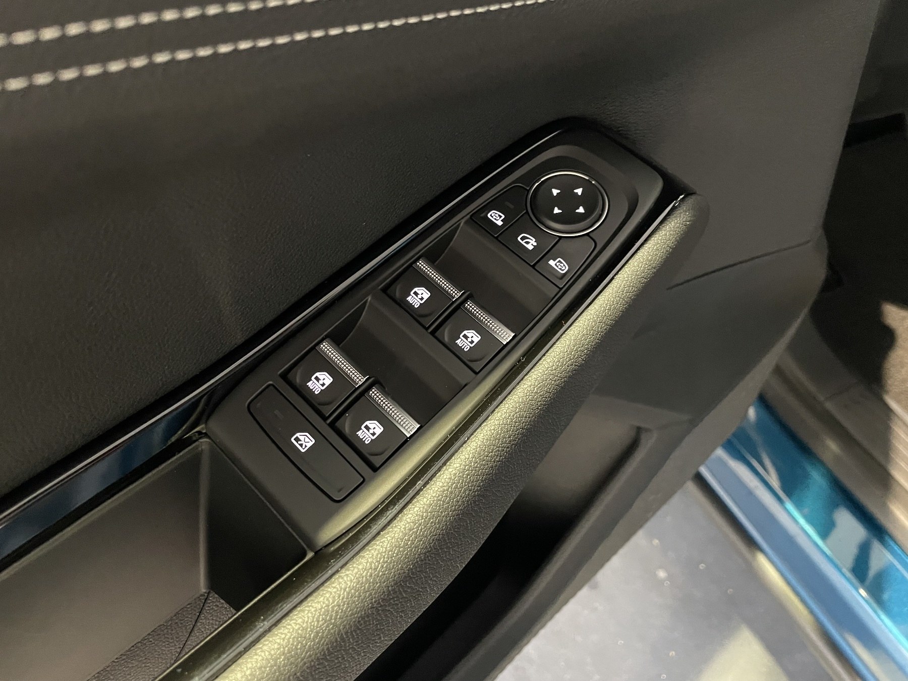 Bild 33 - Austral Full Hybrid E-Tech 200PS Techno