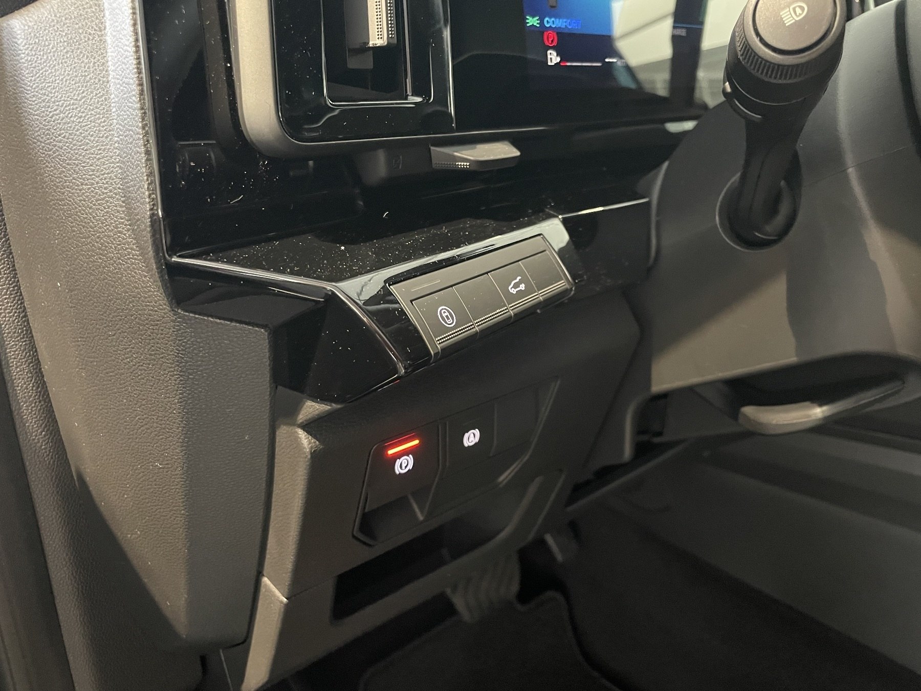 Bild 34 - Austral Full Hybrid E-Tech 200PS Techno