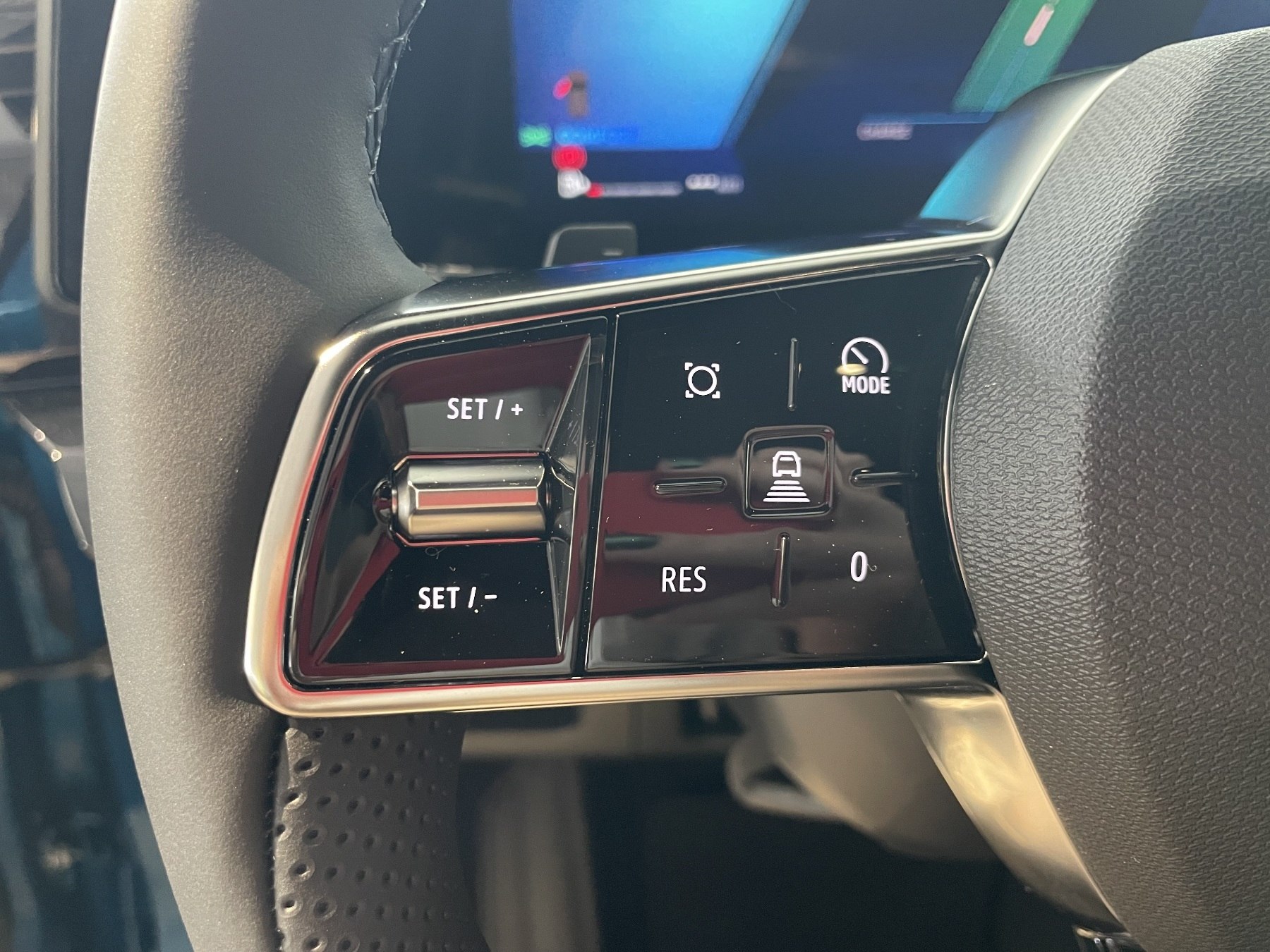 Bild 38 - Austral Full Hybrid E-Tech 200PS Techno
