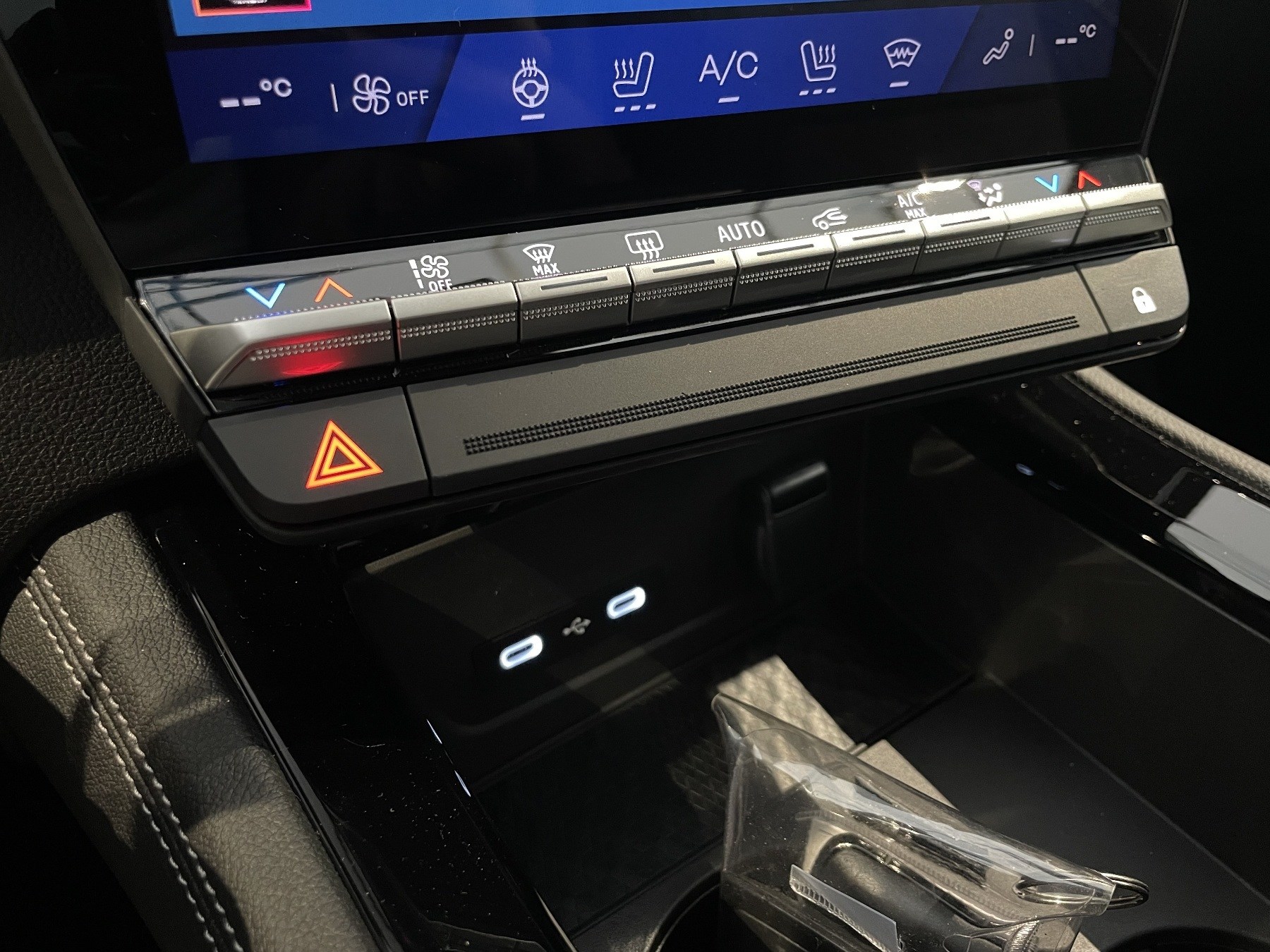 Bild 46 - Austral Full Hybrid E-Tech 200PS Techno