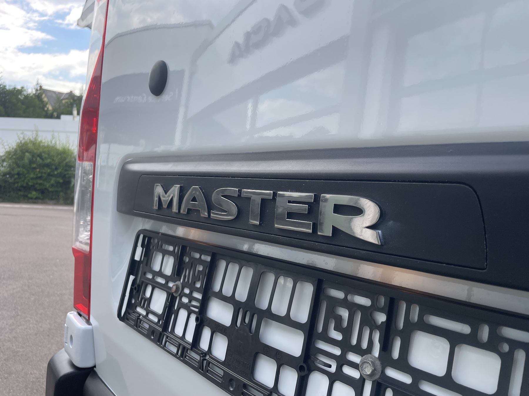 Bild 10 - Master KA dCi 135 L2H2 3,3t l