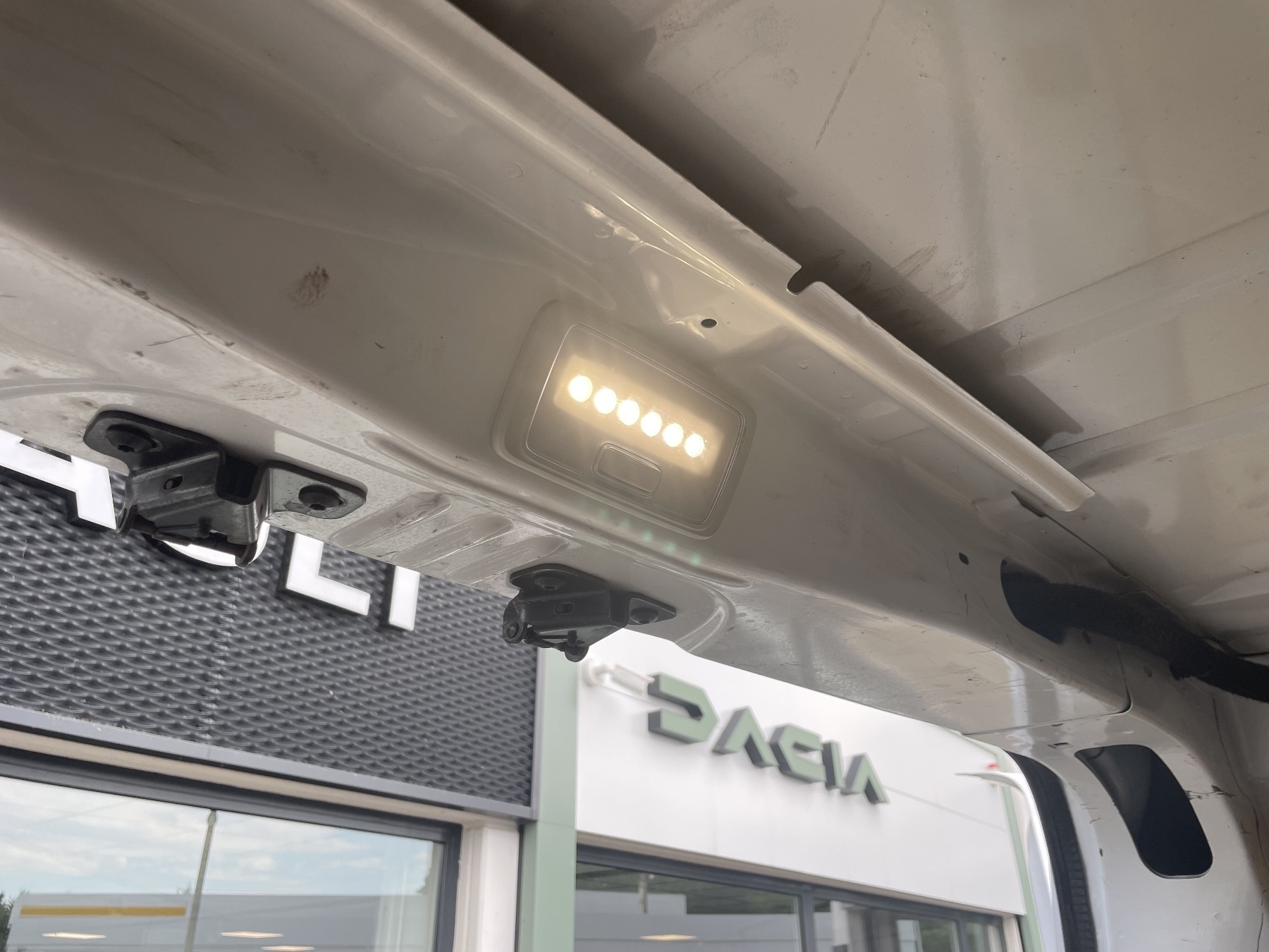 Bild 15 - Master KA dCi 135 L2H2 3,3t l