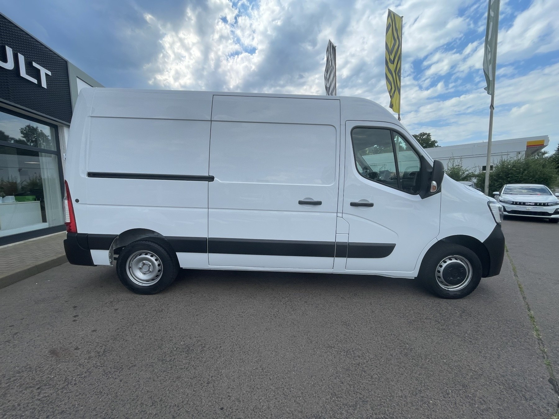 Bild 43 - Master KA dCi 135 L2H2 3,3t l