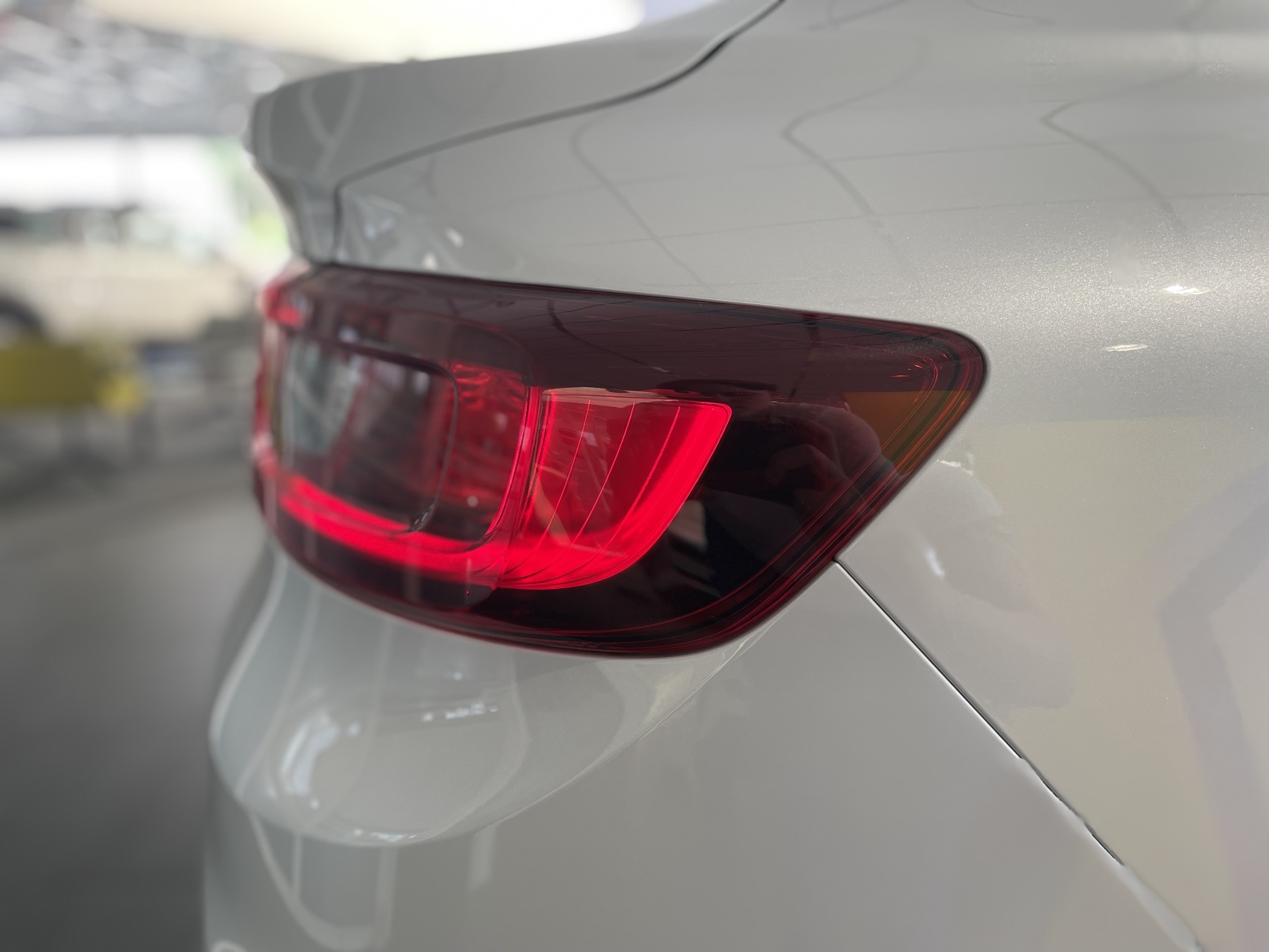Bild 19 - Arkana 1.3 TCe 140 R.S. Line