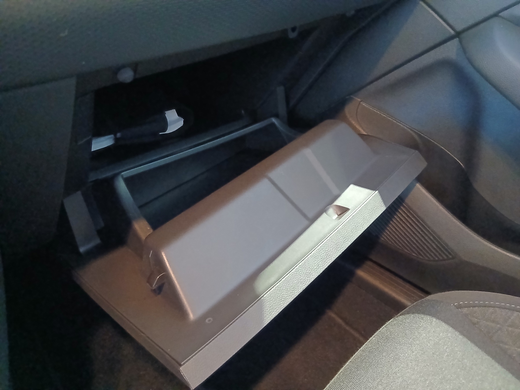 Bild 41 - Clio EQUILIBRE SCe 65 ABS Fahrerairbag ESP SERVO