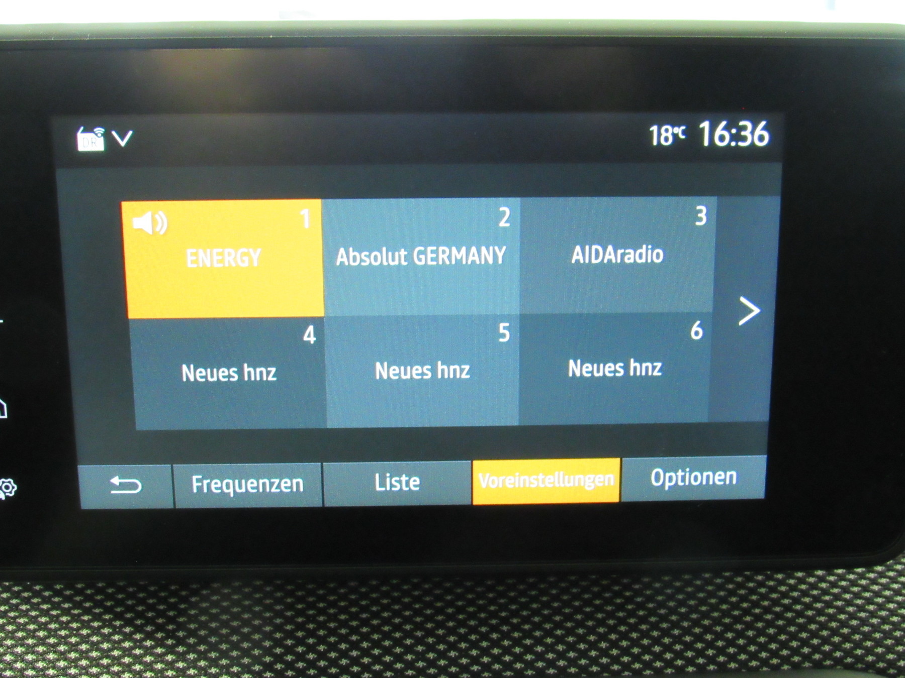 Bild 27 - Jogger 1.0 TCe 110 Extreme +