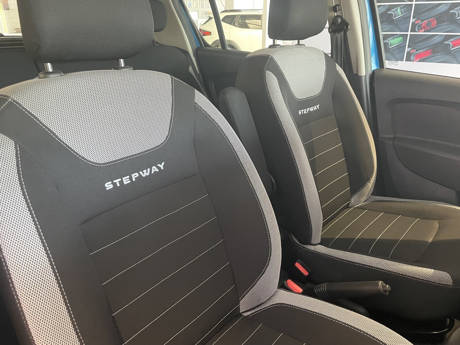 Bild 12 - Sandero II 0.9 TCe 90 Stepway Anniversary