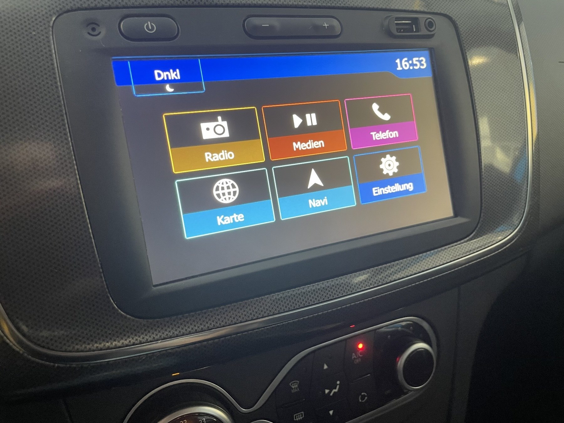 Bild 37 - Sandero II 0.9 TCe 90 Stepway Anniversary