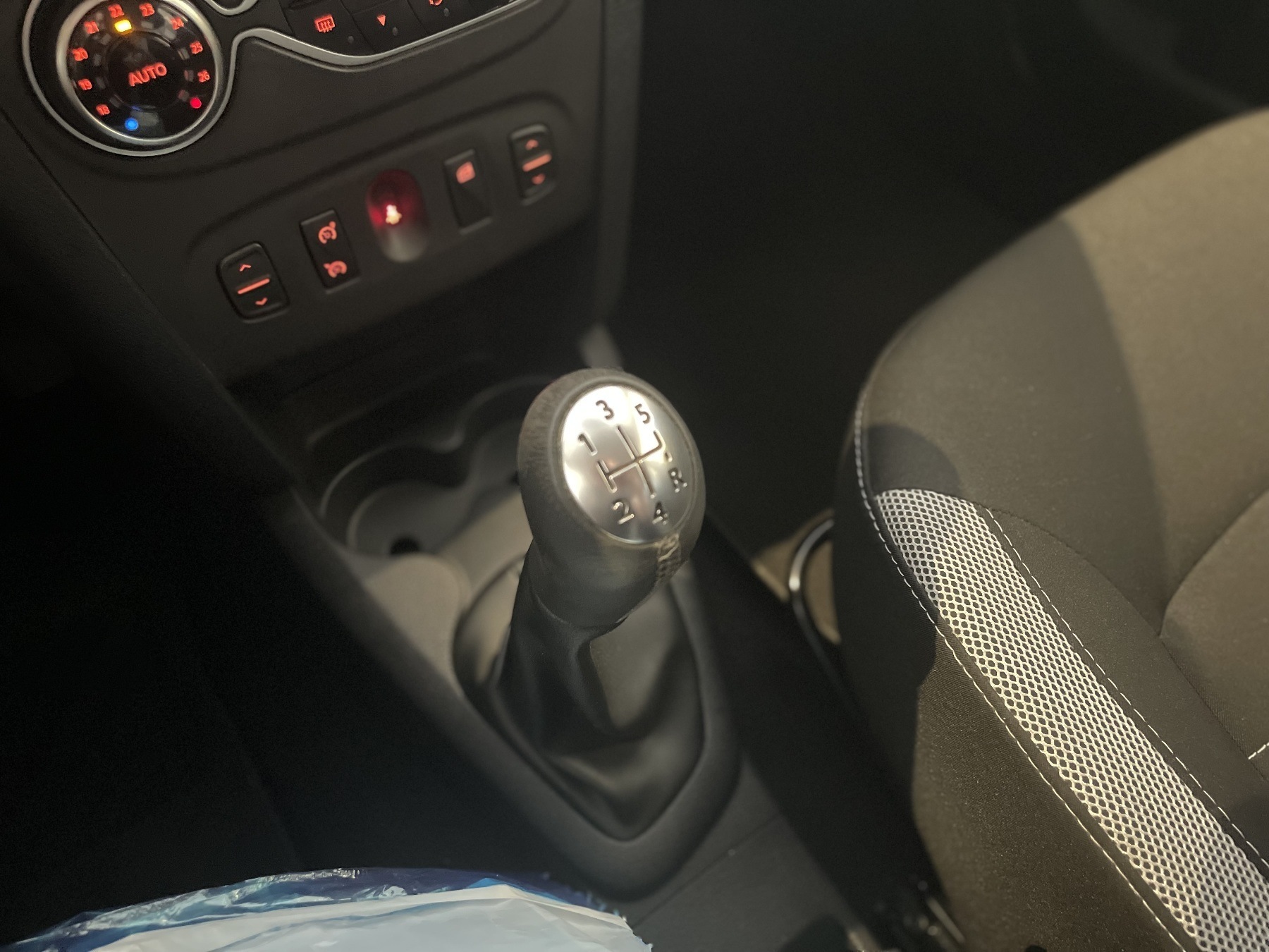 Bild 48 - Sandero II 0.9 TCe 90 Stepway Anniversary