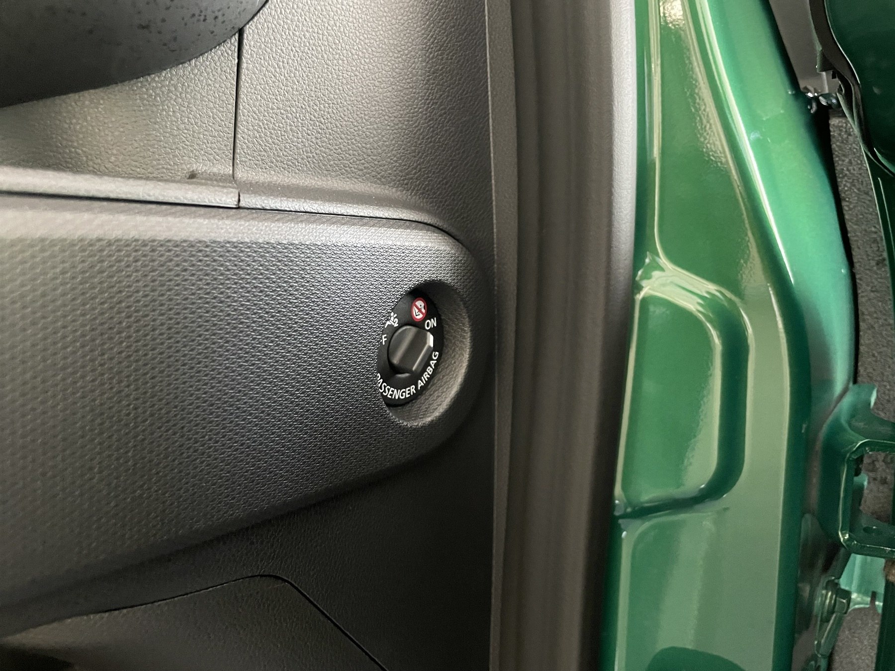 Bild 11 - Twingo E-TECH elektrisch Techno 80hp Urban Range