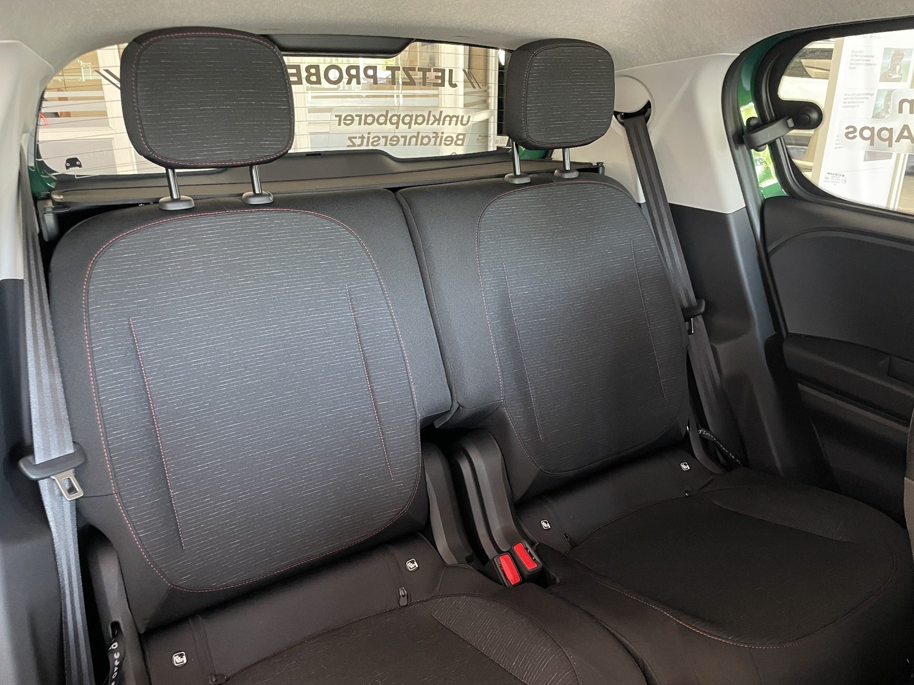 Bild 17 - Twingo E-TECH elektrisch Techno 80hp Urban Range