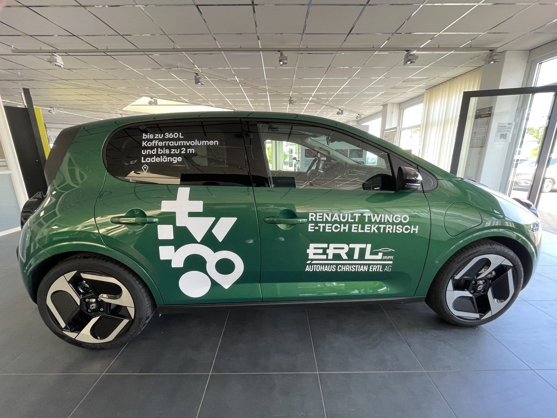Bild 7 - Twingo E-TECH elektrisch Techno 80hp Urban Range