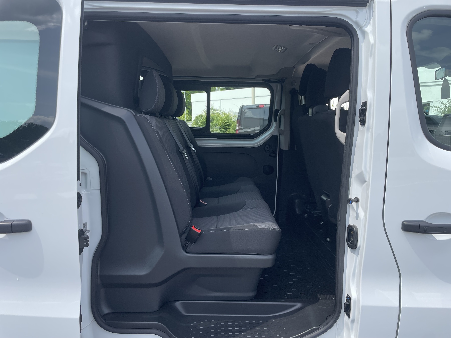 Bild 11 - Trafic 2.0 BLUE dCi 150 L1H1DK 3,0t Komfort