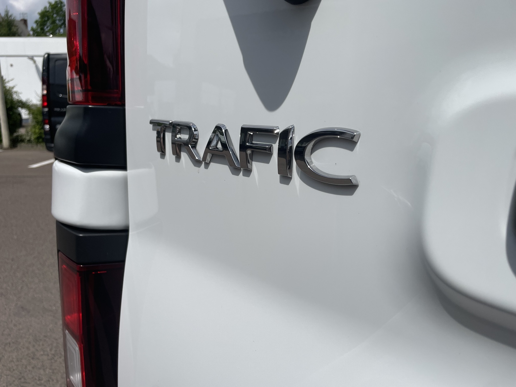 Bild 18 - Trafic 2.0 BLUE dCi 150 L1H1DK 3,0t Komfort