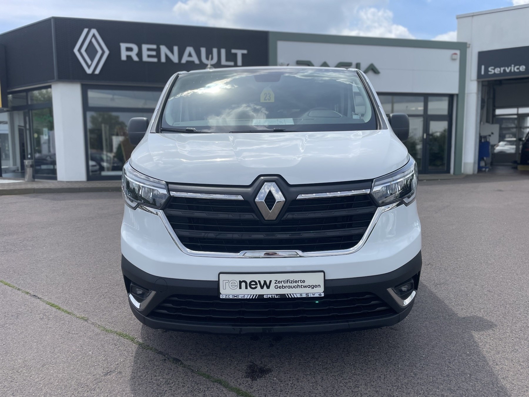 Bild 2 - Trafic 2.0 BLUE dCi 150 L1H1DK 3,0t Komfort